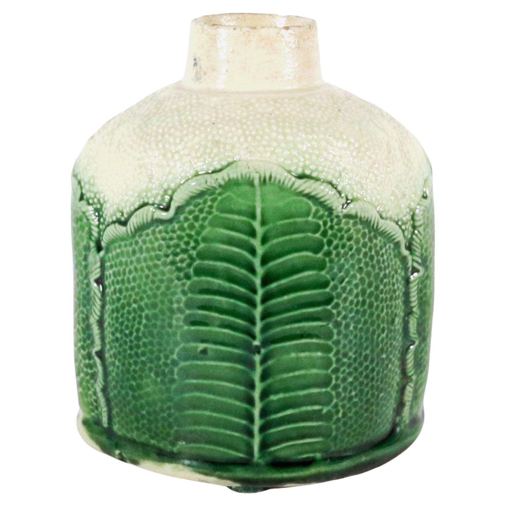 Scatola da tè con cavolfiore in ceramica crema dello Staffordshire del XVIII secolo