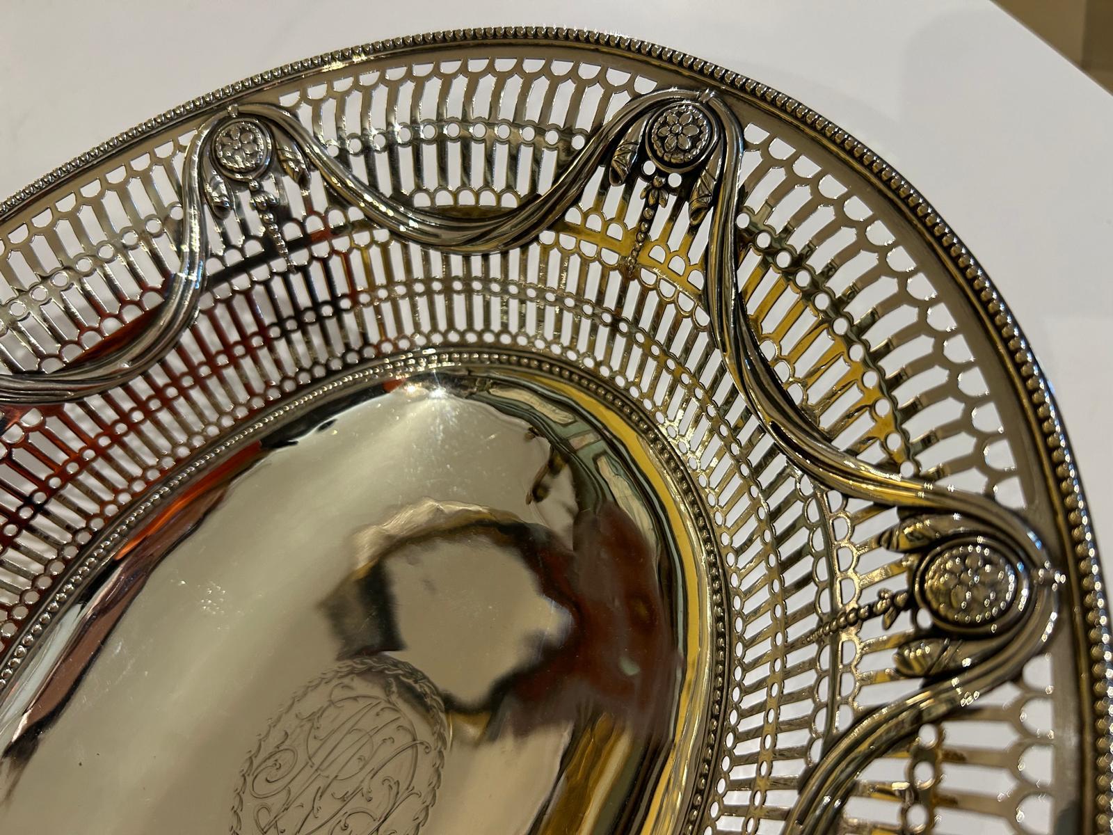 18th Century Sterling Silver Basket London England 1790 William Plummer For Sale 2