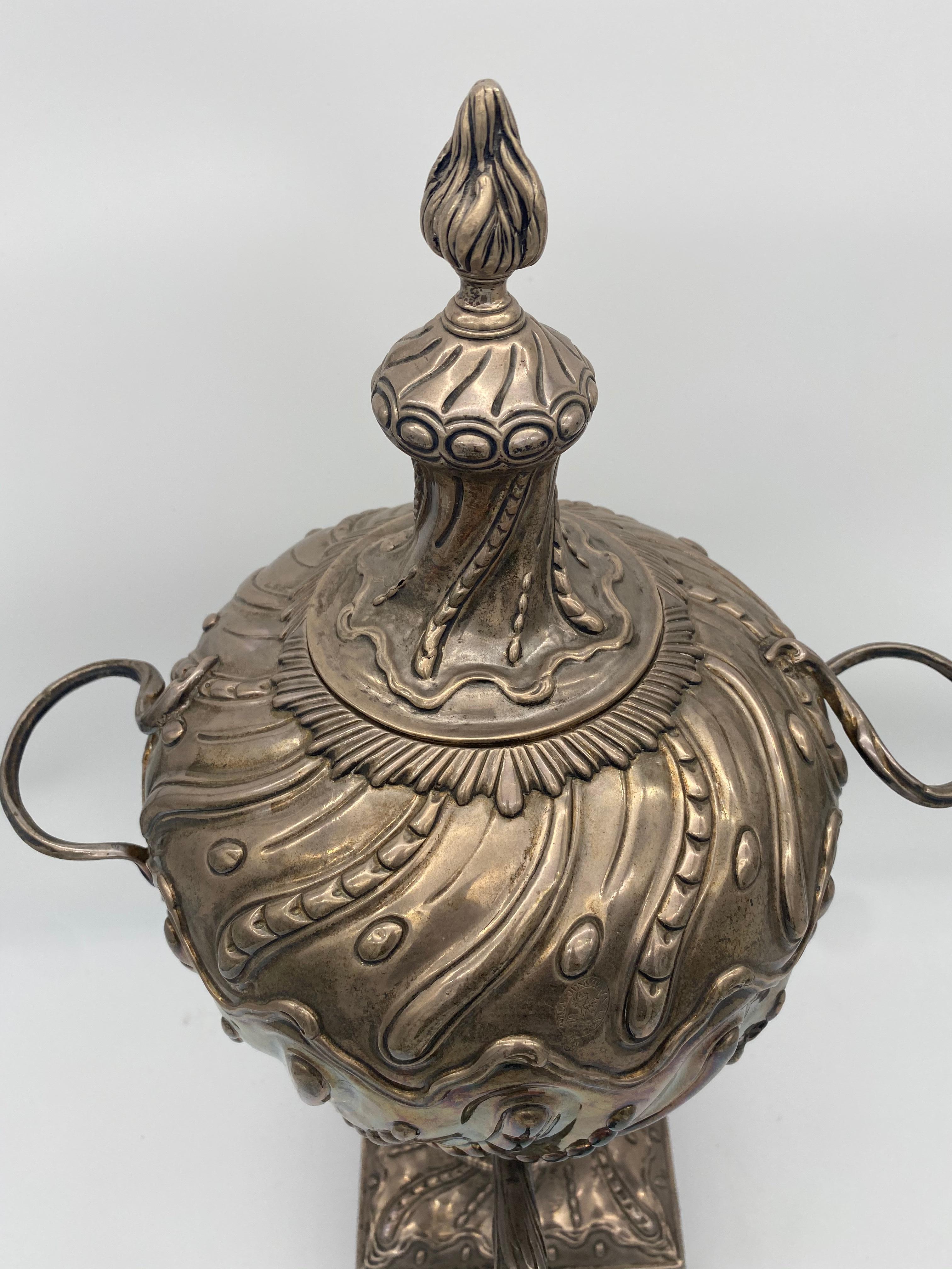 18th Century and Earlier 18th Century Antique 20'' Sterling Silver Water Urn For Sale