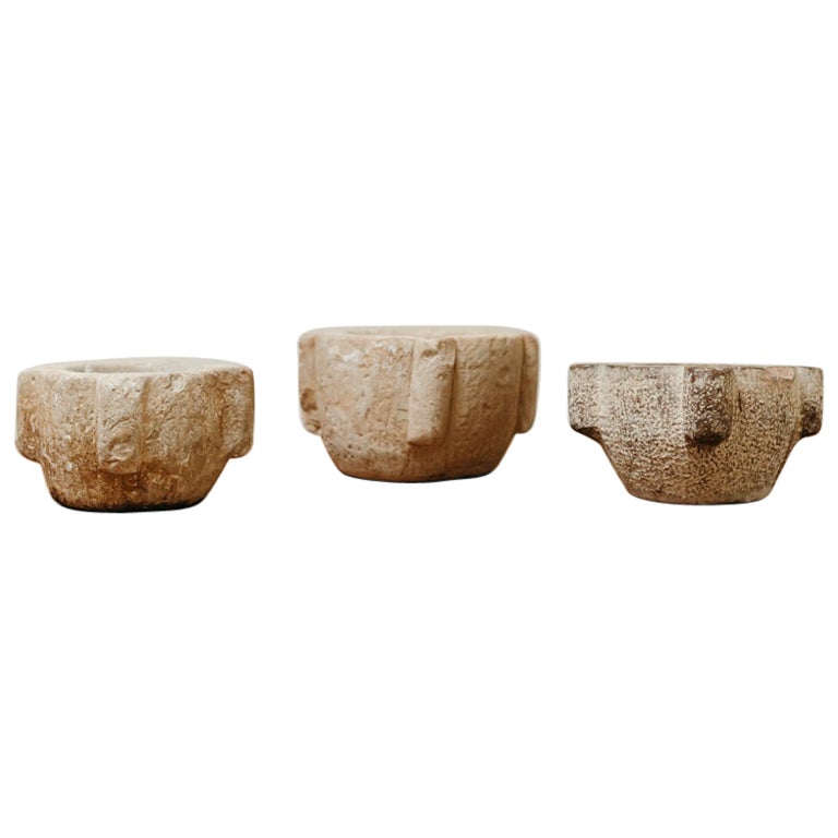 Morteros de piedra del siglo XVIII