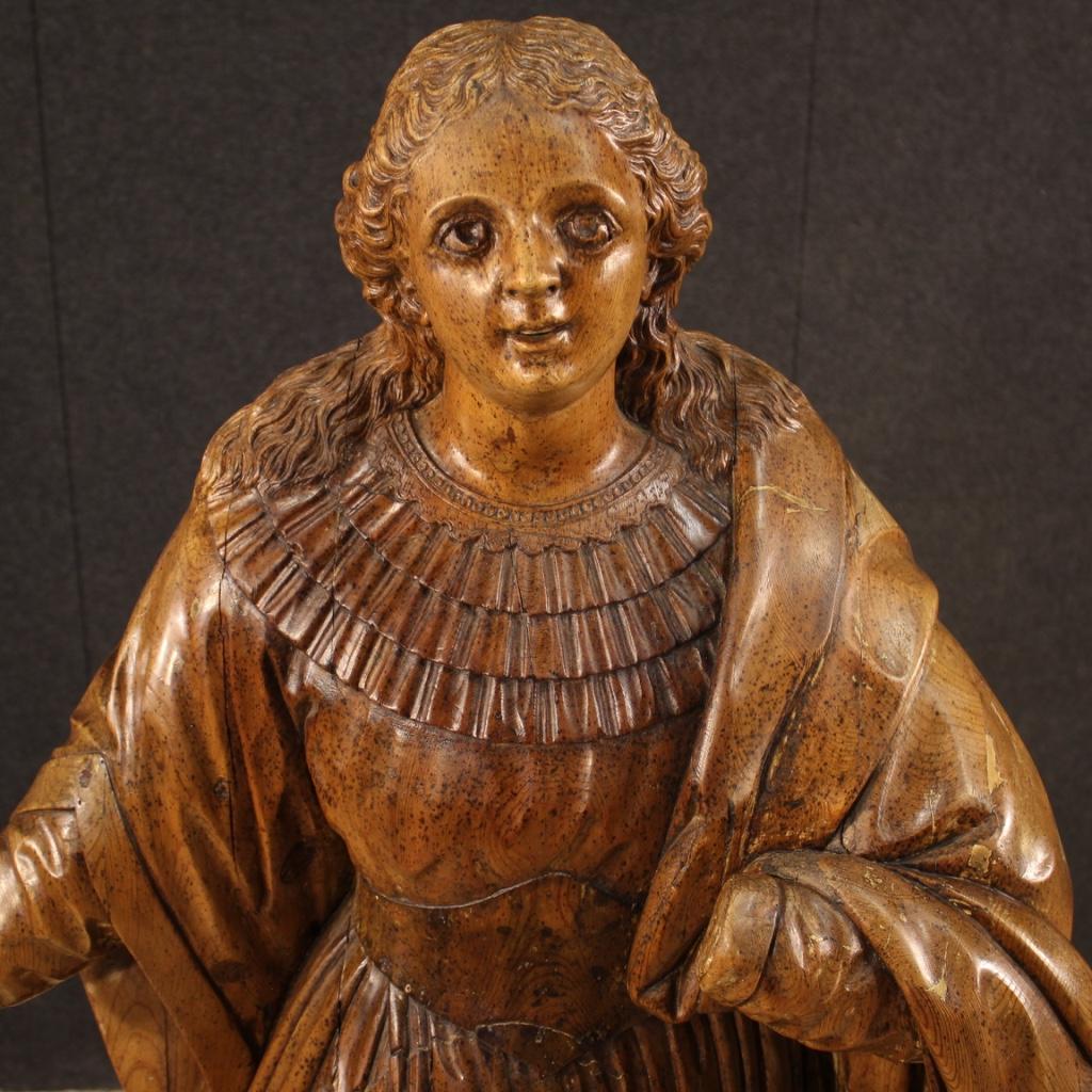 Sculpture religieuse allemande en bois du 18ème siècle - Saint sur une statue de nuage, 1780 en vente 3