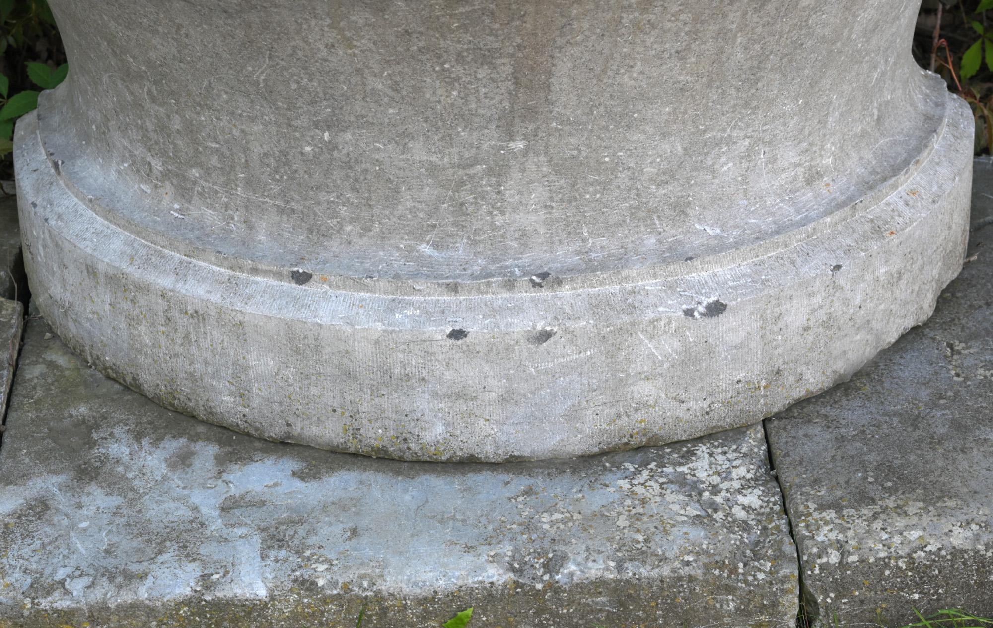 Beginning 19. Century Stone Trough French Volvic Stone, Stone Sink,  For Sale 1