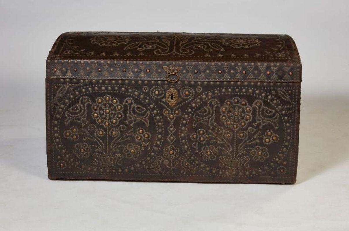 18th Century Studded Leather Travel Trunk In Good Condition In Greenwich, CT