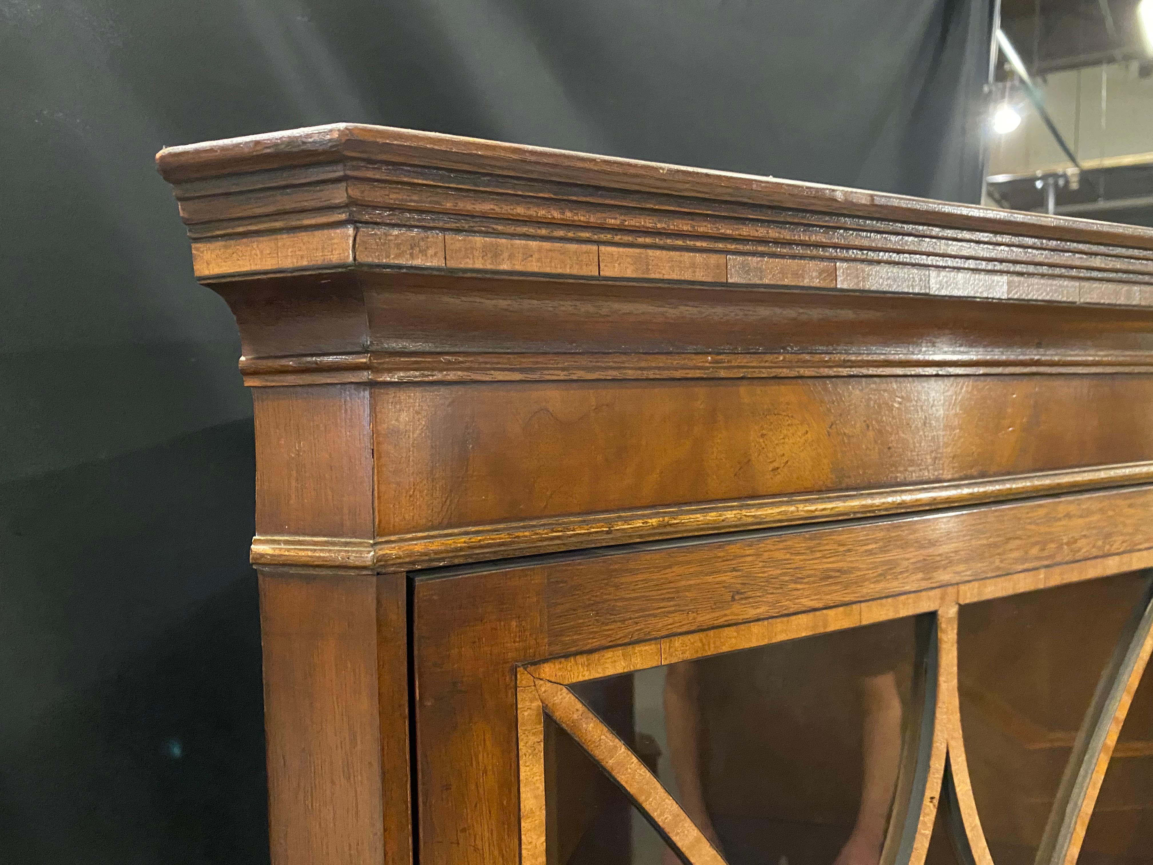 Sheraton 18th Century Style Corner Cabinet, Mahogany with Satinwood and Figured Mahogany