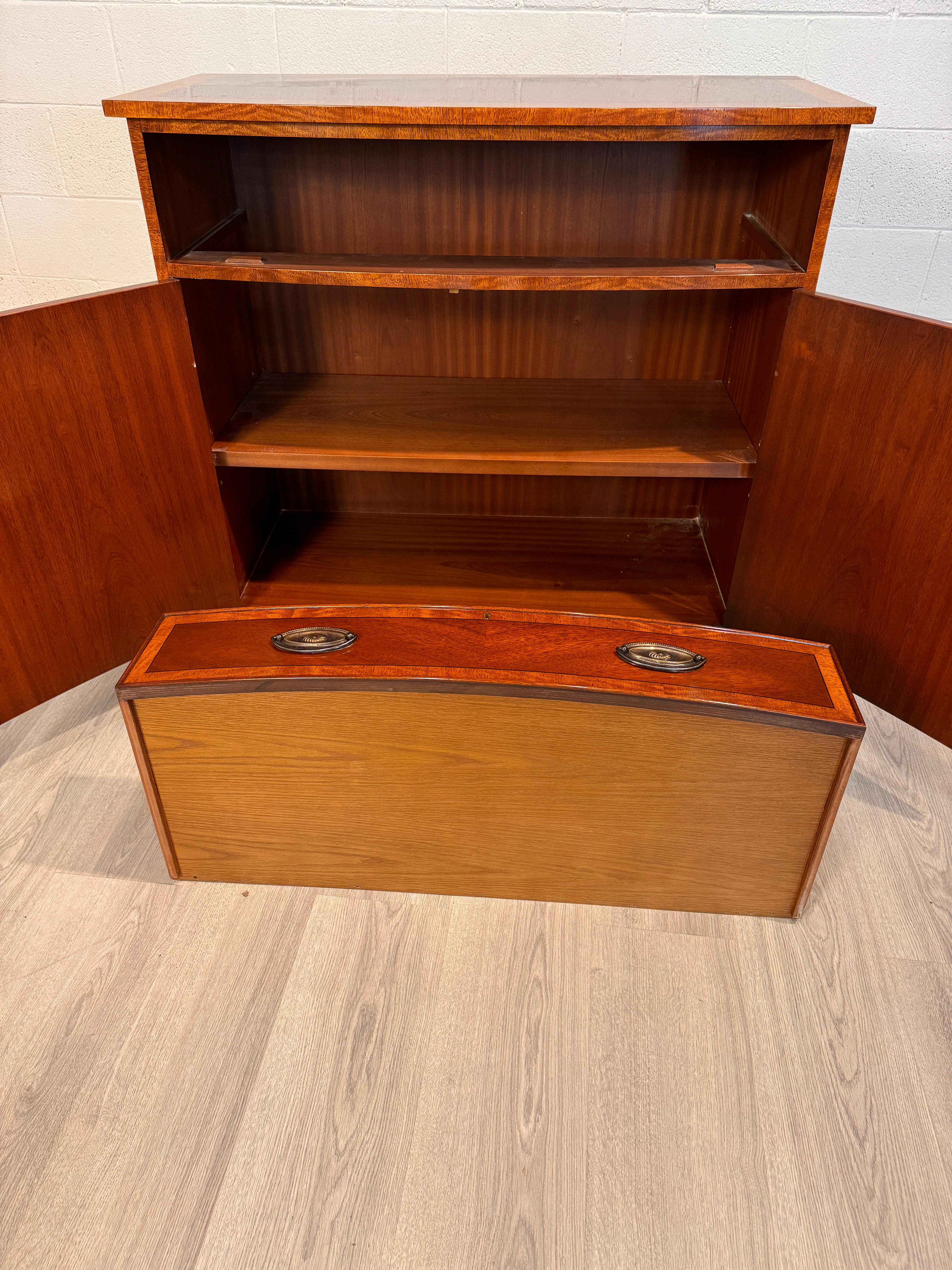 18th Century Style English Banded Server /Buffet 2