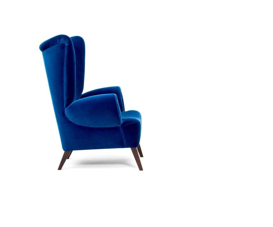 Modern 18th Century Style English Chair In Rich Blue Velvet For Sale