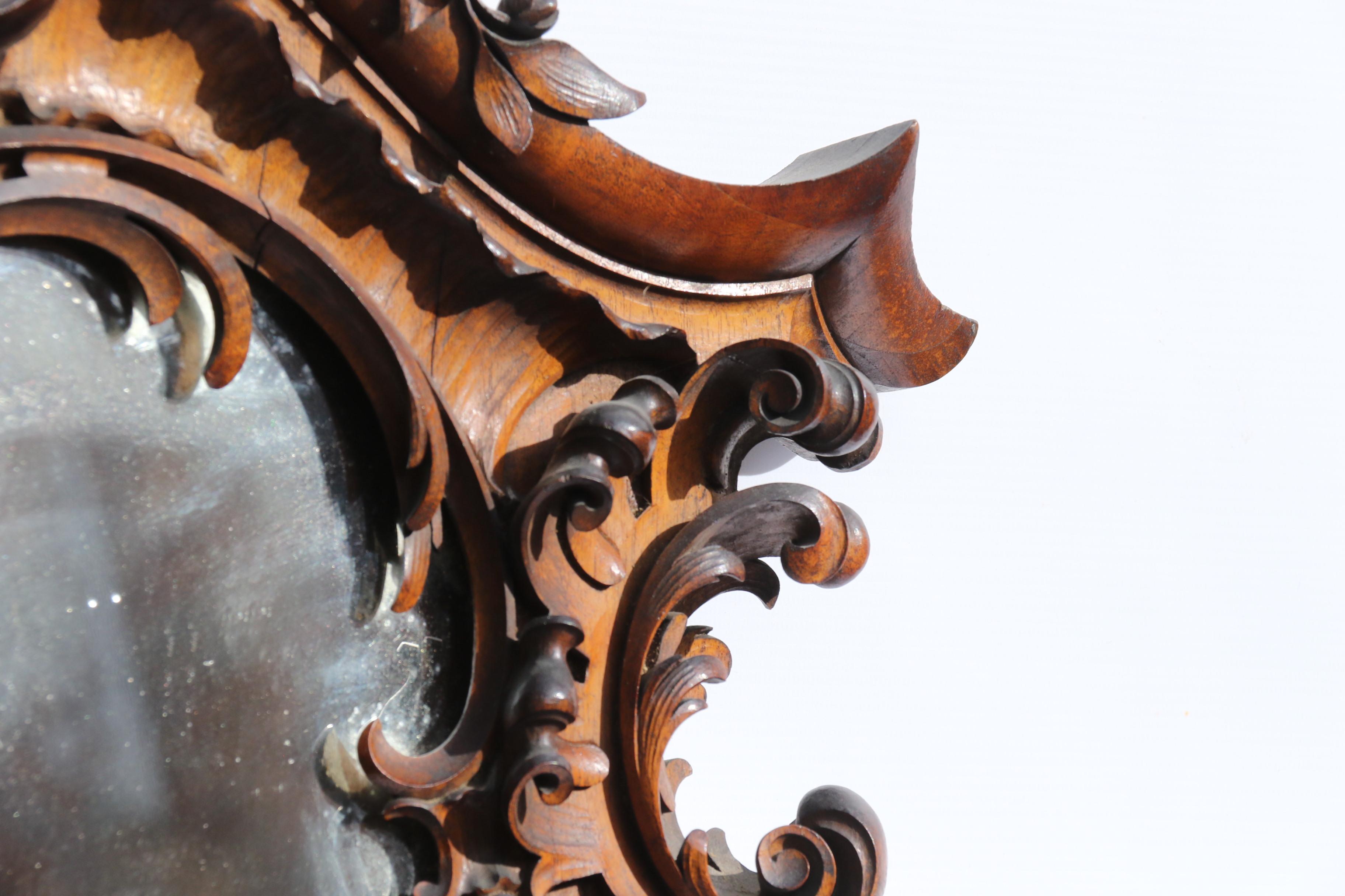 18th Century Style Italian Highly Decorative Walnut Mirror 8