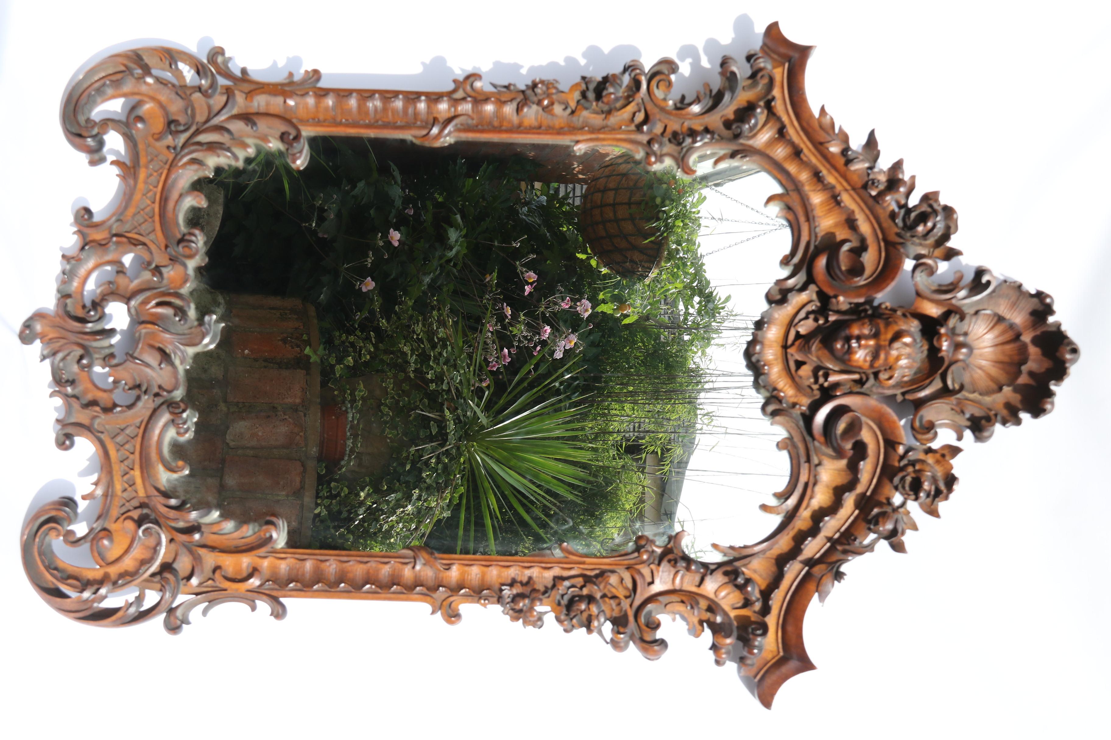 18th Century Style Italian Highly Decorative Walnut Mirror 9
