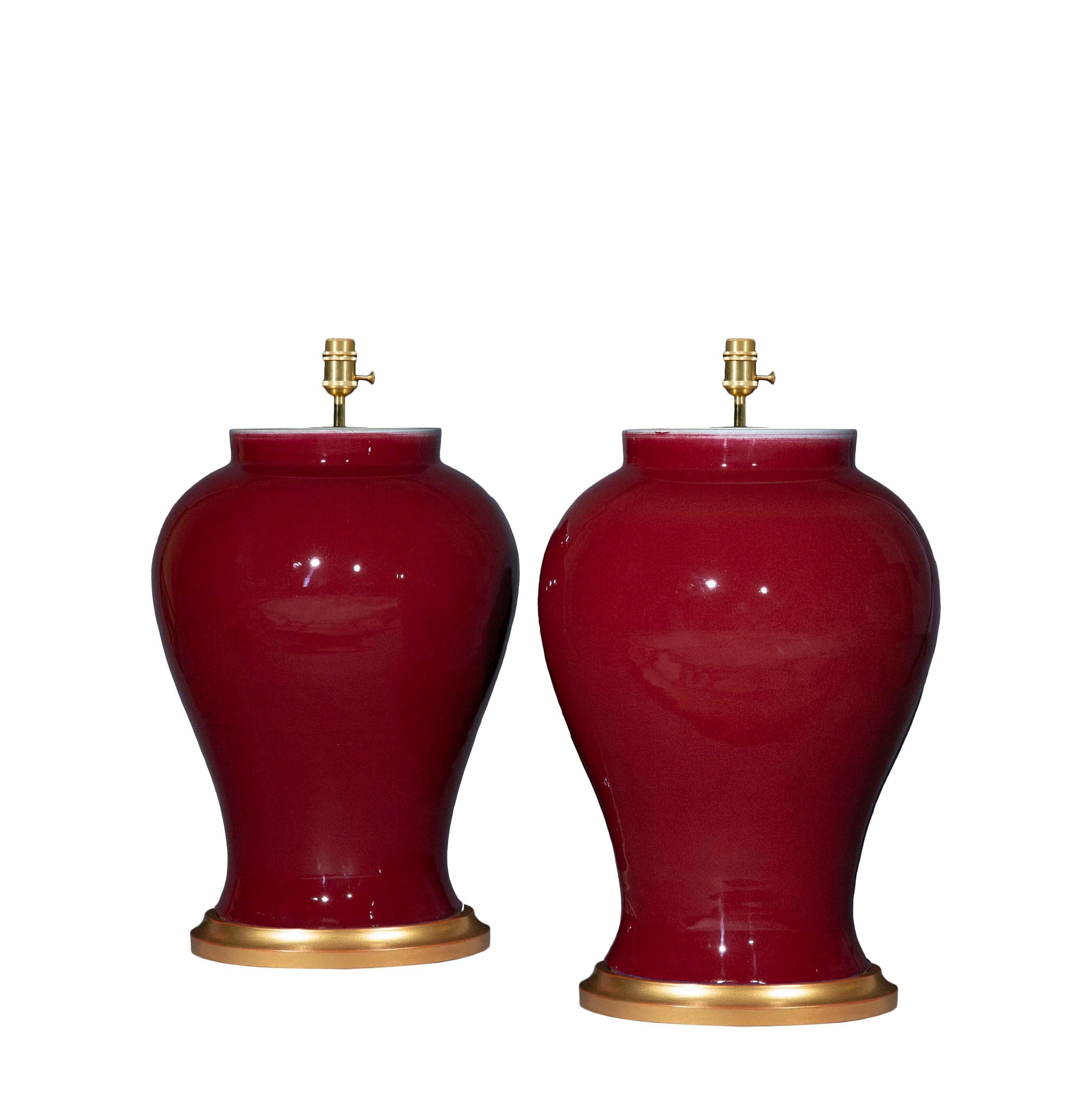 Vernissé Paire de jarres chinoises de style XVIIIe siècle à glaçure Sang de Boeuf en vente