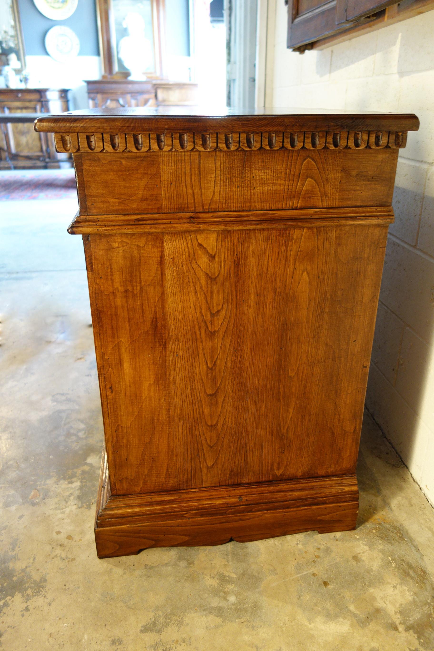 18th C Style Maggiore Old Chestnut Credenza Vanity reproduction to order options For Sale 8