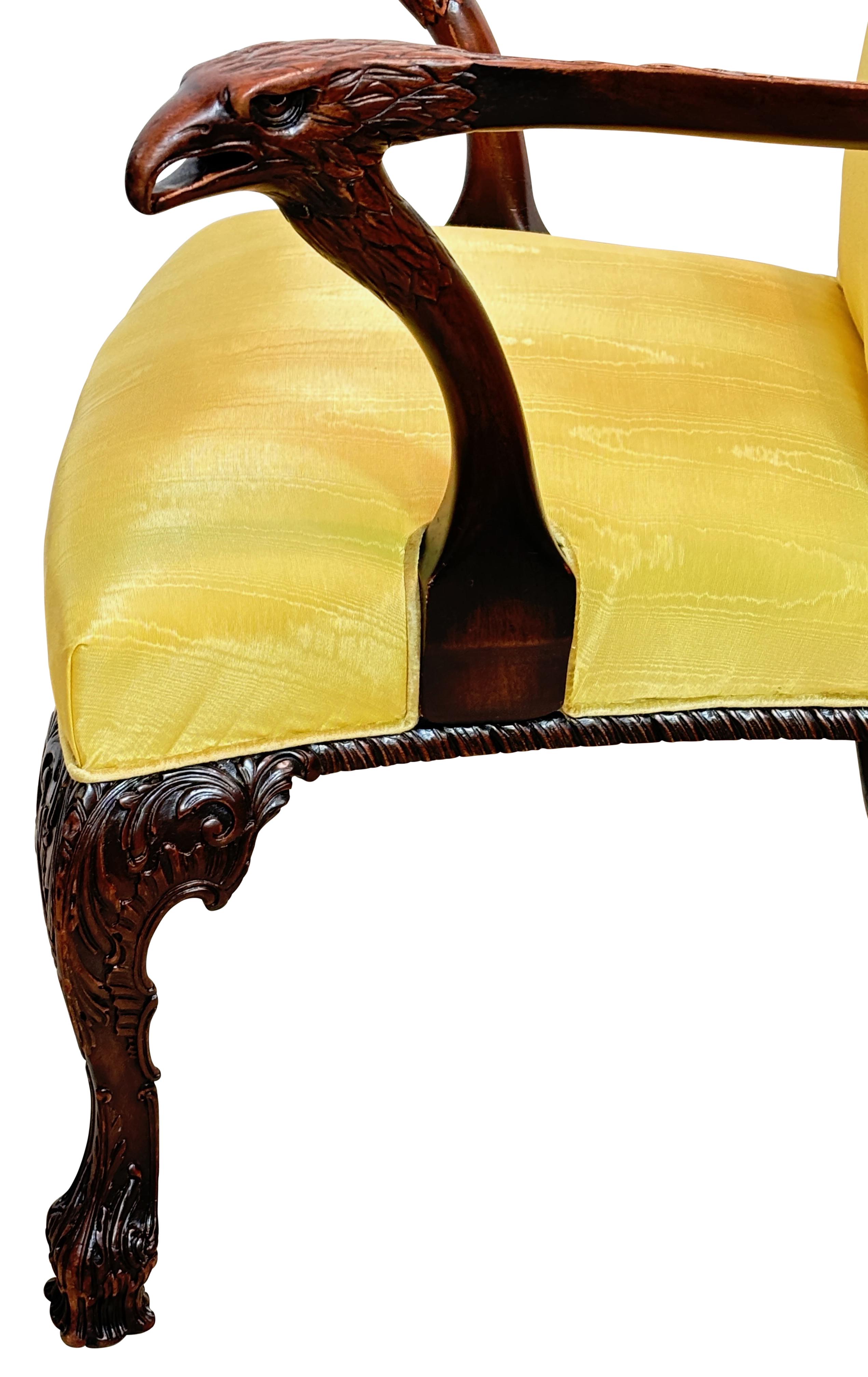 Tissu d'ameublement Fauteuil de bibliothèque en acajou, style 18e siècle en vente