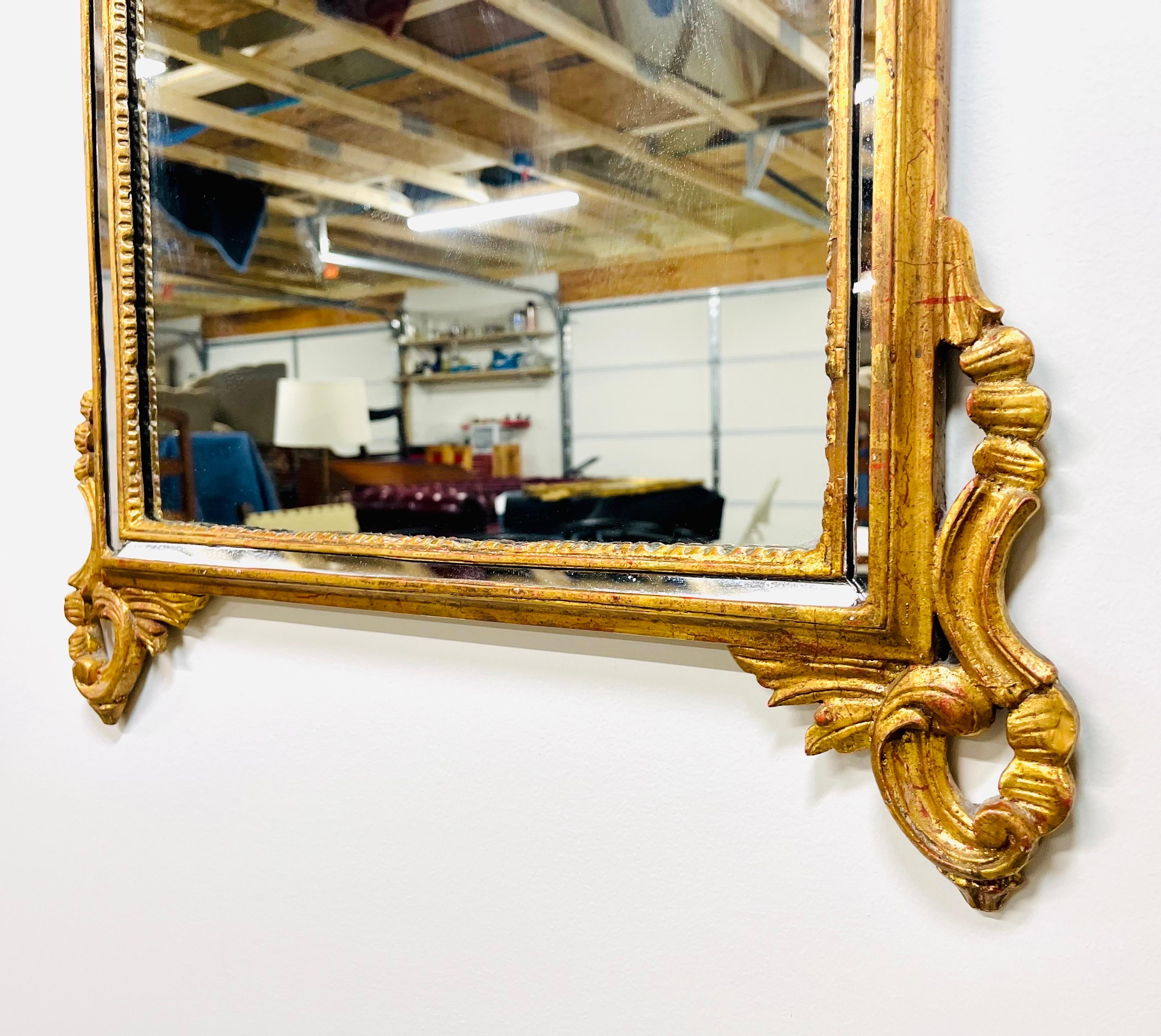 18th Century Style Regency Gold Gilt Wall Mirror Having Urn and Wreathed Pendant In Excellent Condition In Southampton, NJ
