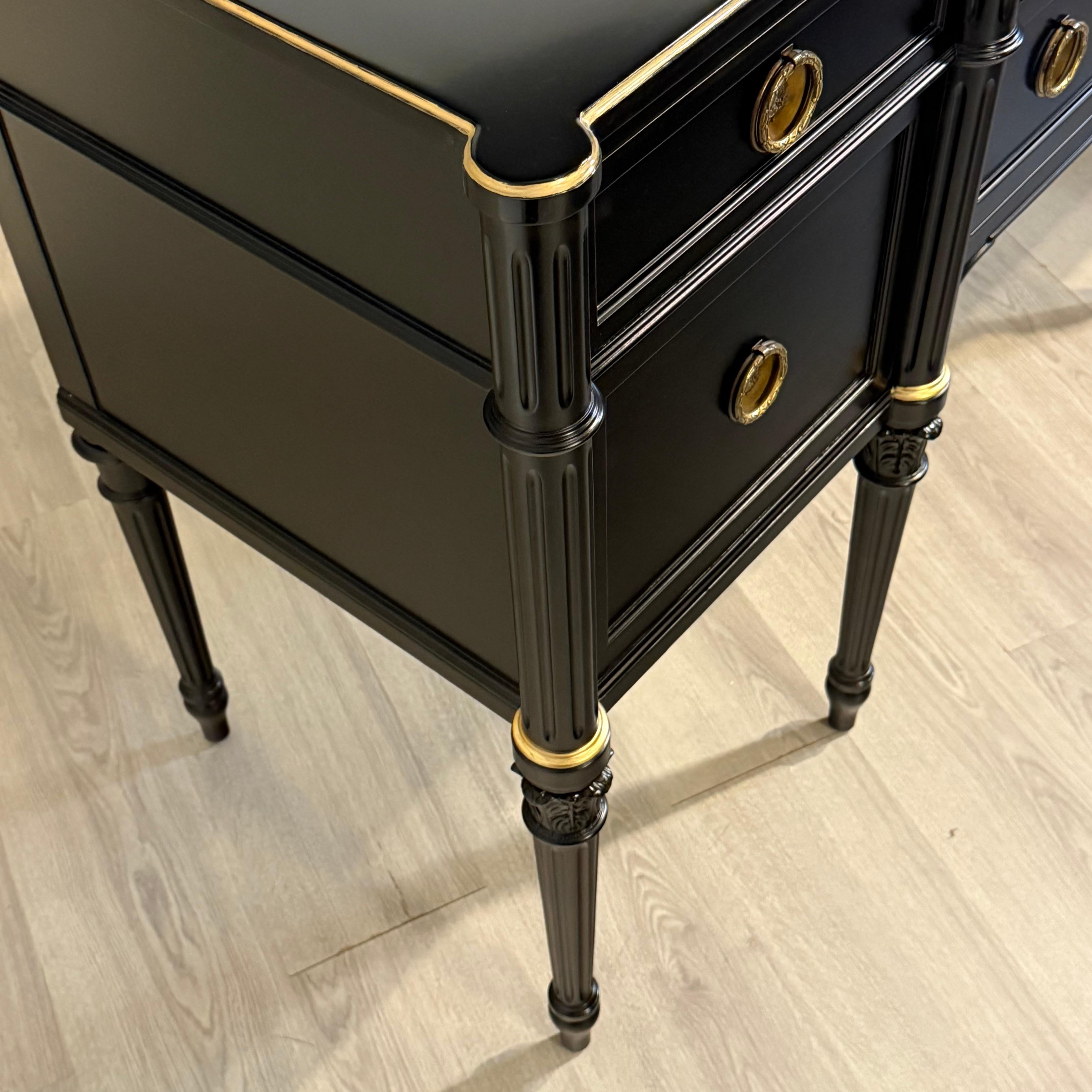 18th Century Style Sideboard Finished in Black Lacquer with Gold Accents In Good Condition For Sale In Toronto, CA