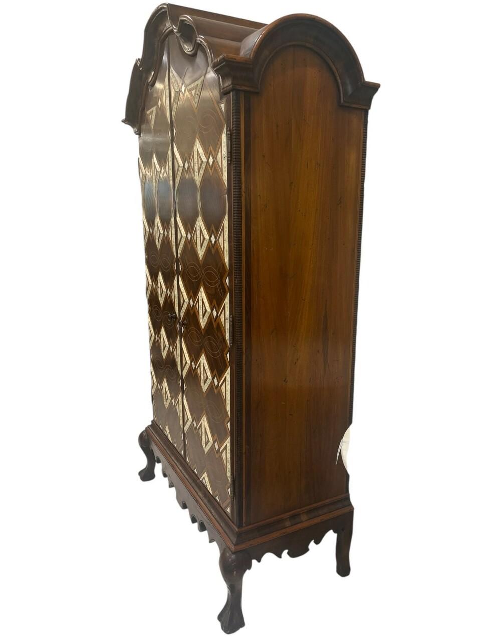 Moderne Armoire à Taraceado du 18ème siècle par Alfonso Marina en vente