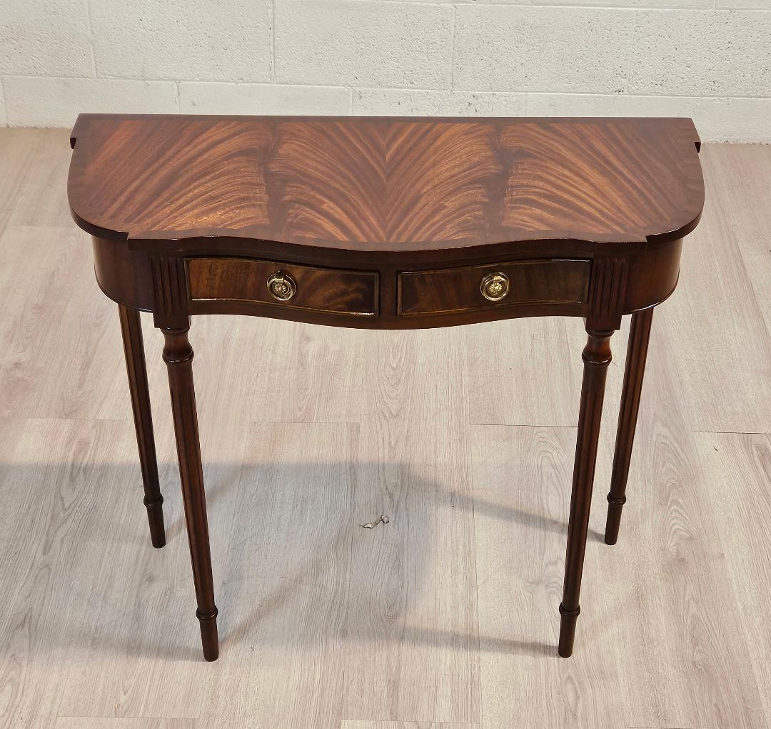 18th Century Style Vintage English Console Table with Two Drawers For Sale 4