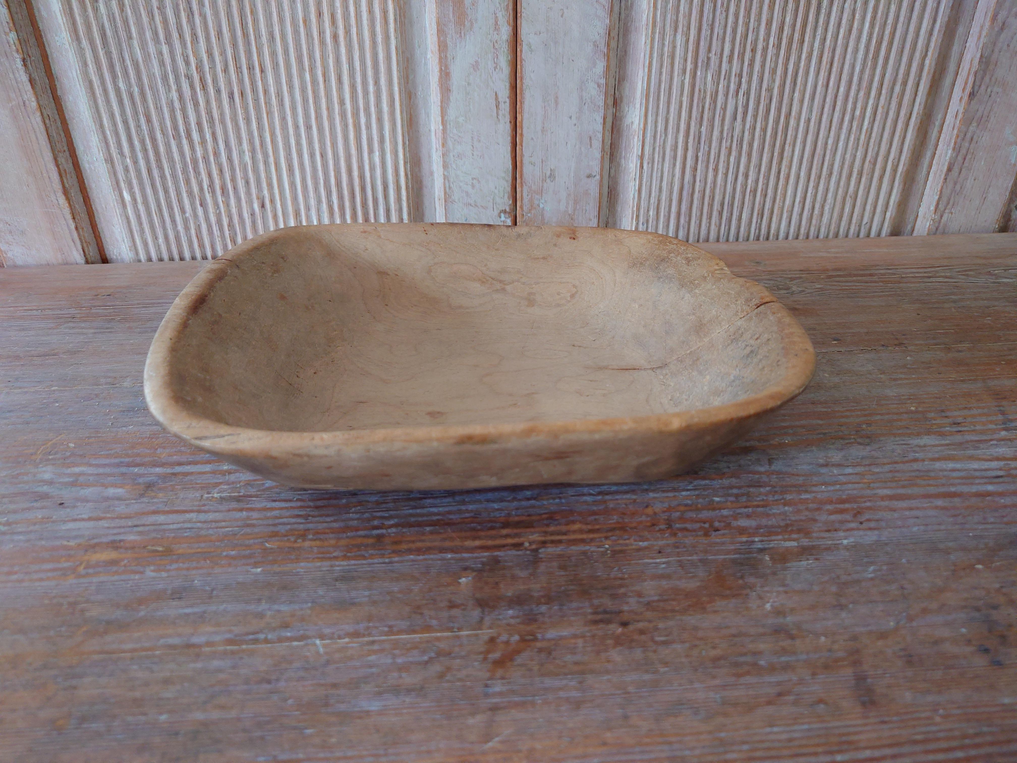 18th Century Swedish antique  genuine  Wooden bowl sign MMS dated 1793 Folk Art In Good Condition For Sale In Boden, SE