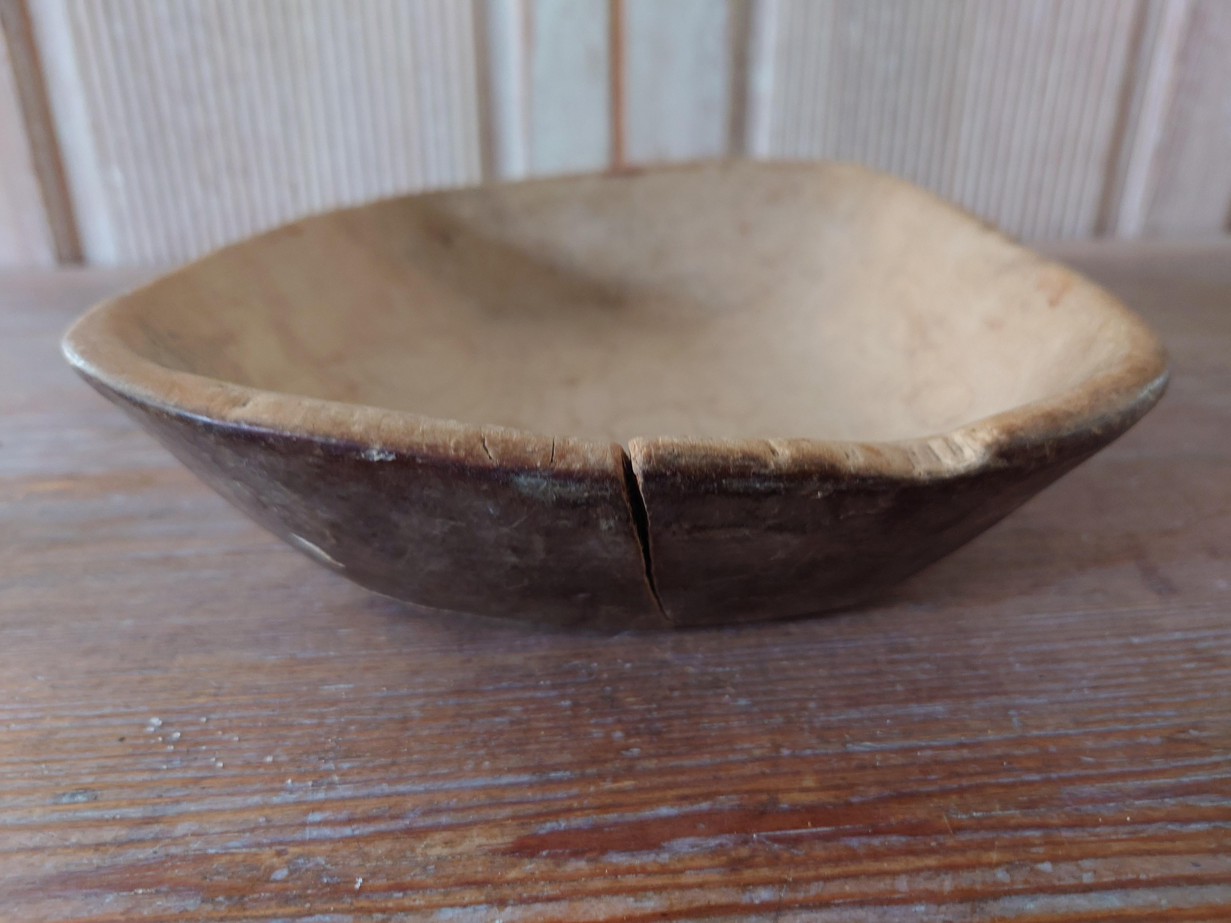 18th Century Swedish antique  genuine  Wooden bowl sign MMS dated 1793 Folk Art For Sale 3