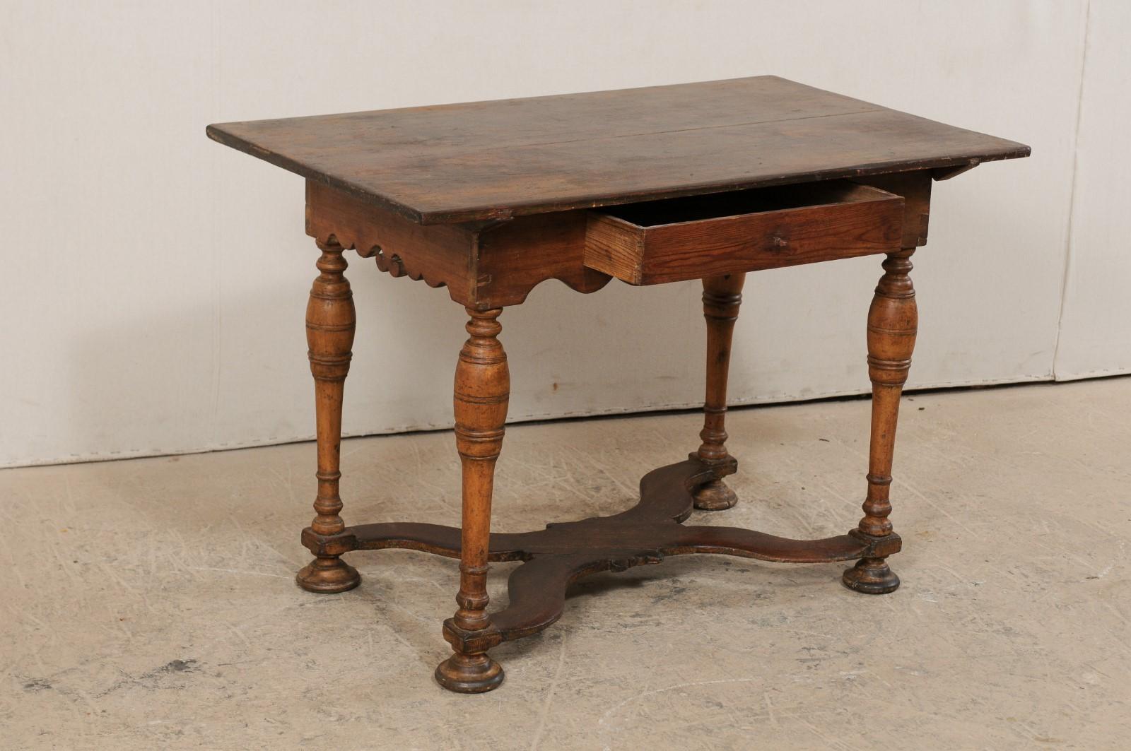 18th Century Swedish Baroque Carved Wood Occasional Table In Good Condition In Atlanta, GA