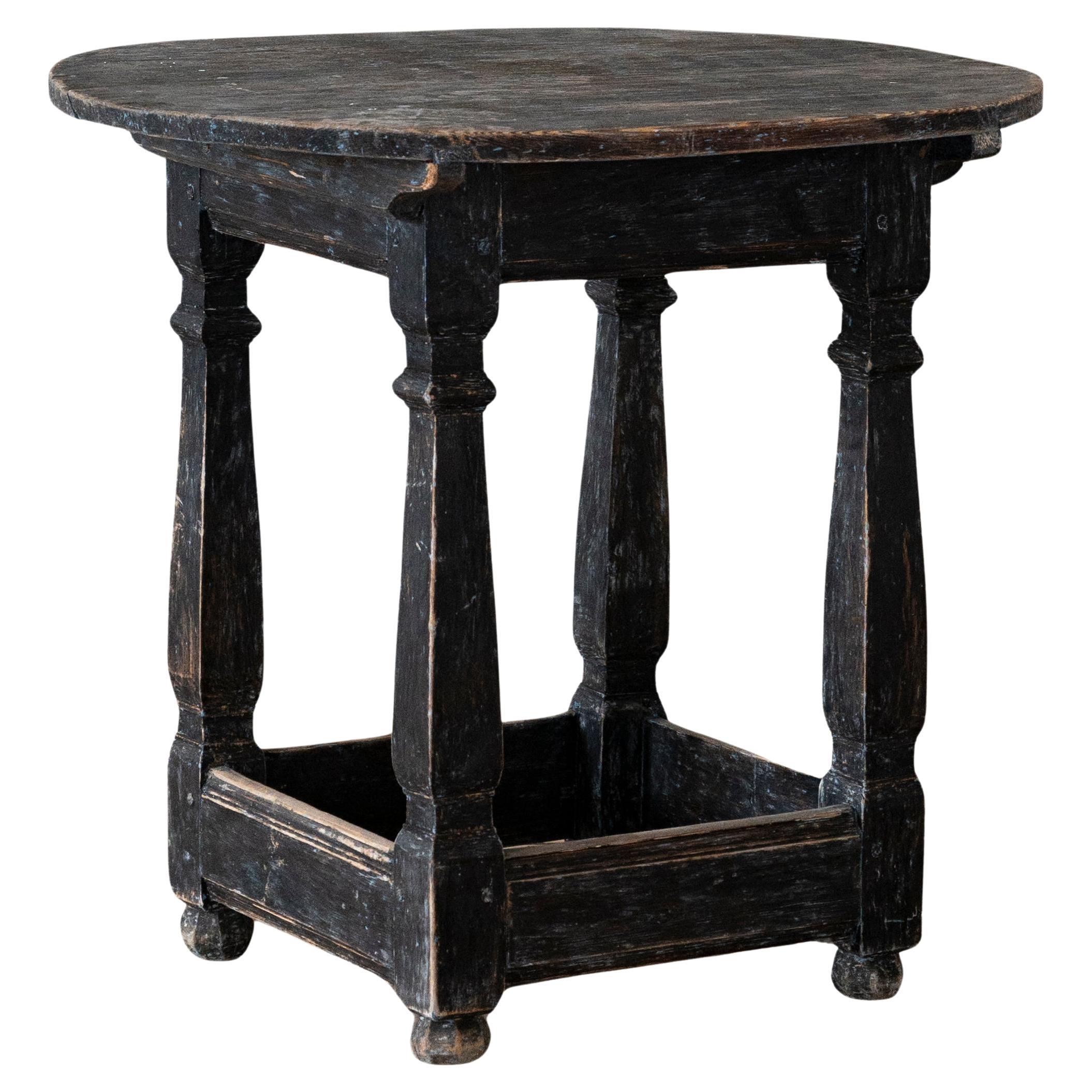 Mesa de centro barroca sueca del siglo XVIII