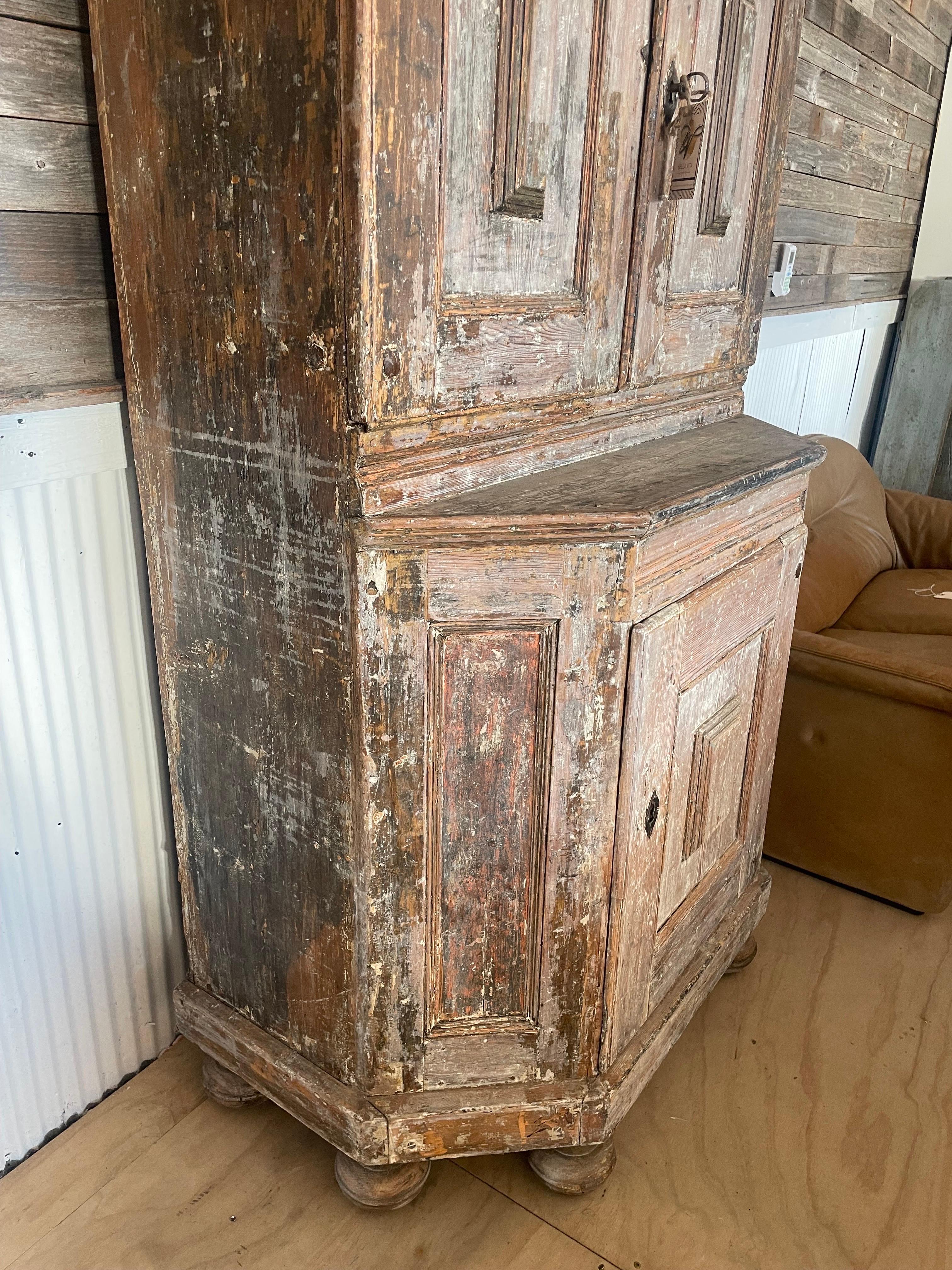 18th Century Swedish Baroque Cupboard Cabinet For Sale 2