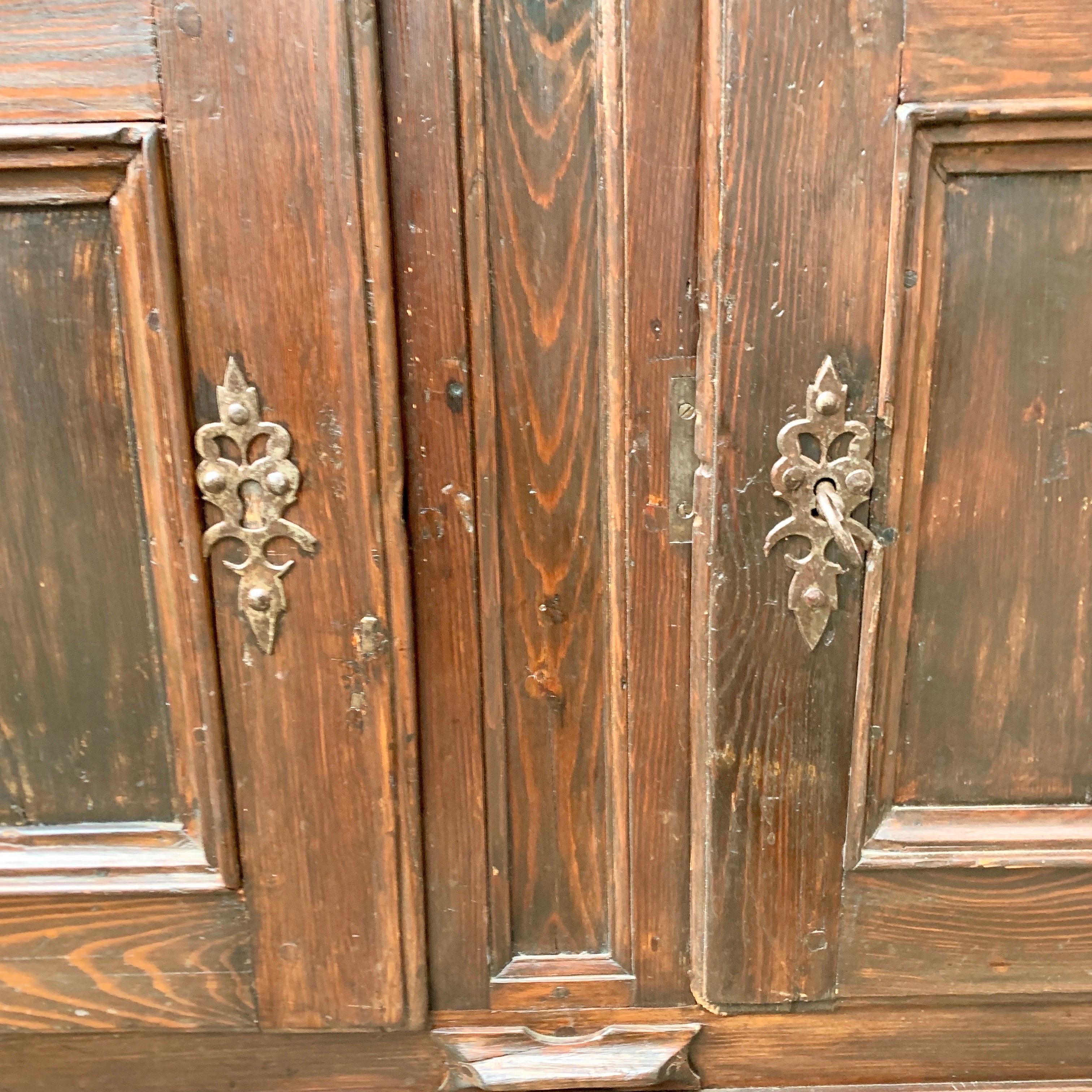 18th Century Swedish Baroque Cupboard Sideboard For Sale 4