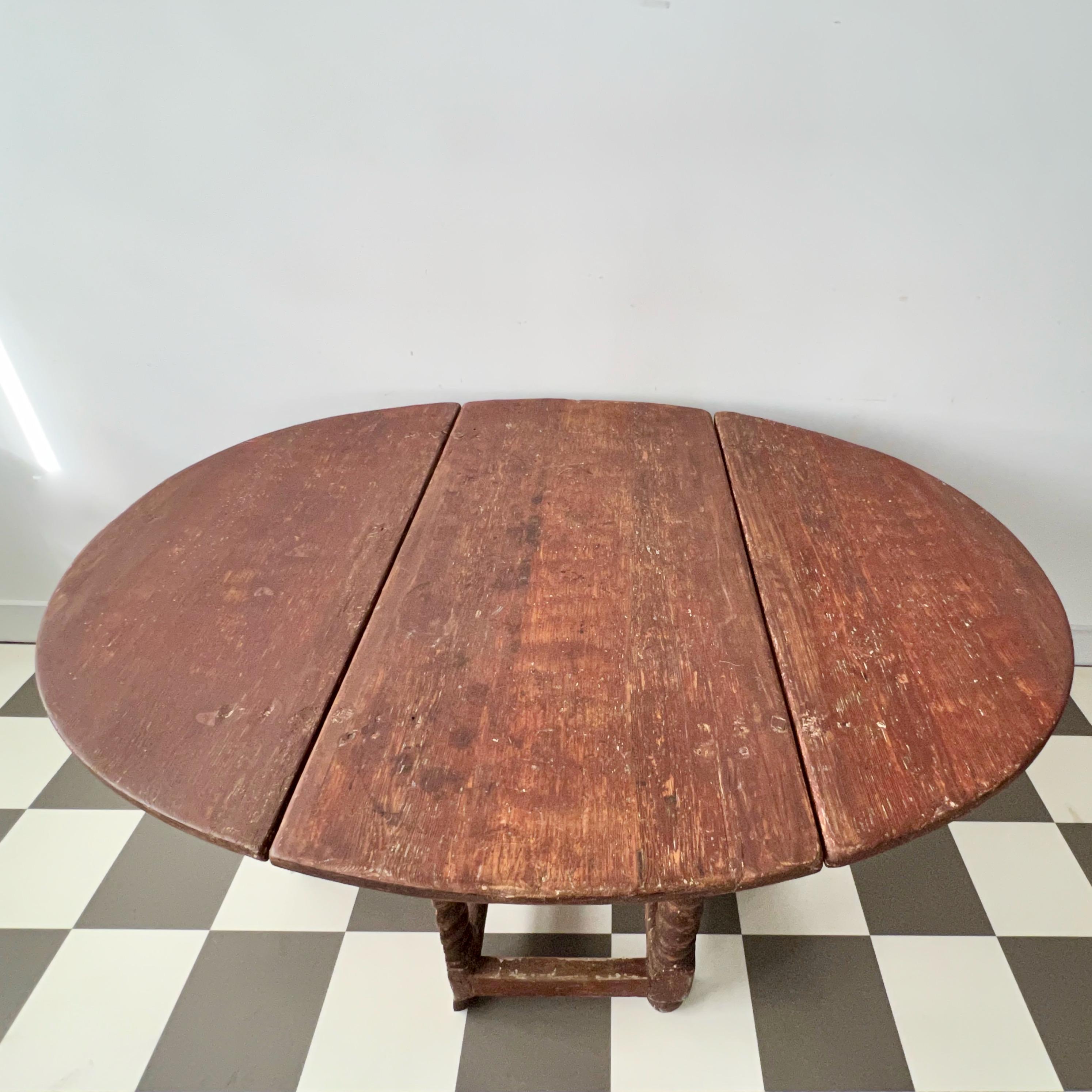 18th Century Swedish Baroque Drop Leaf Table For Sale 10