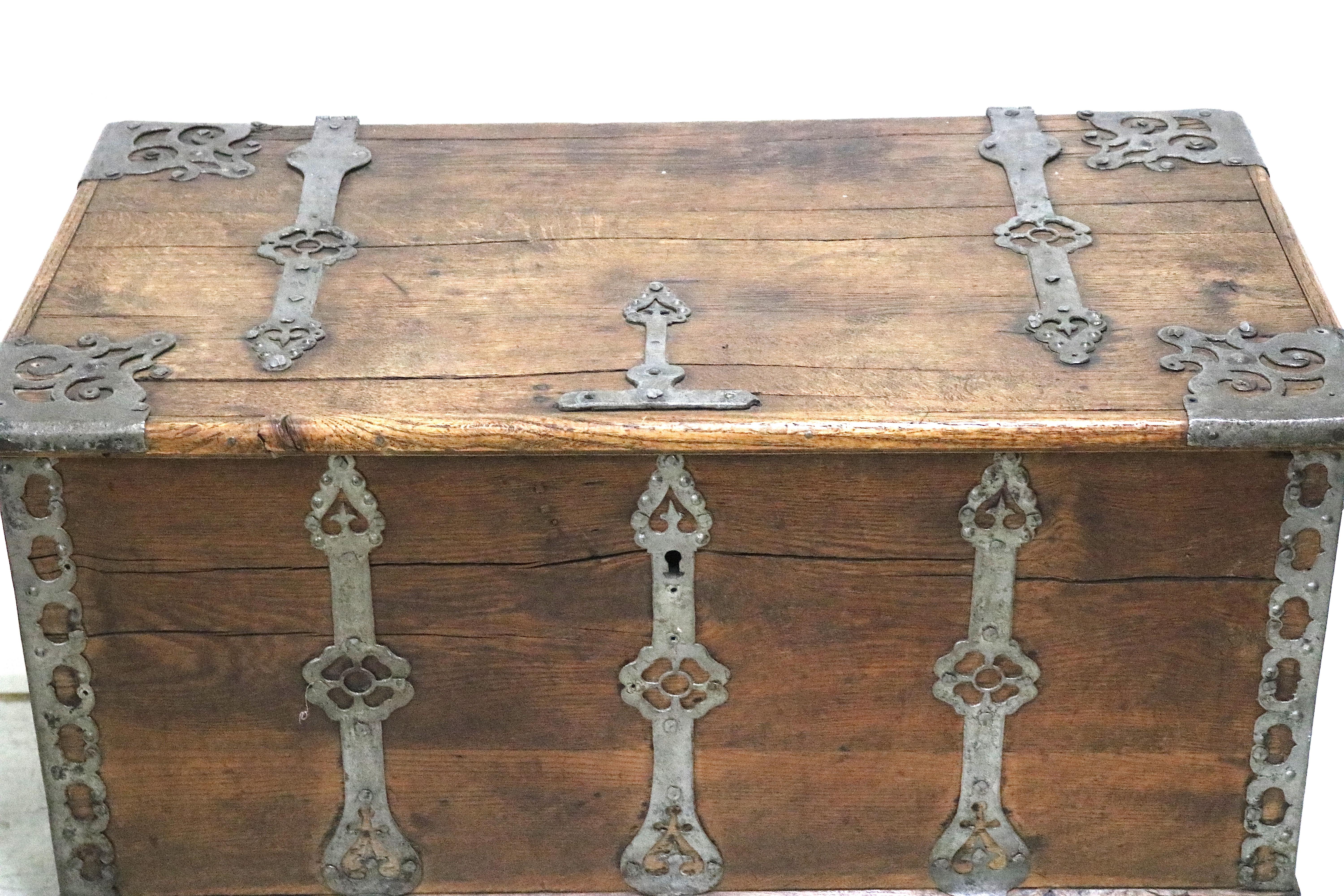 oak treasure chest