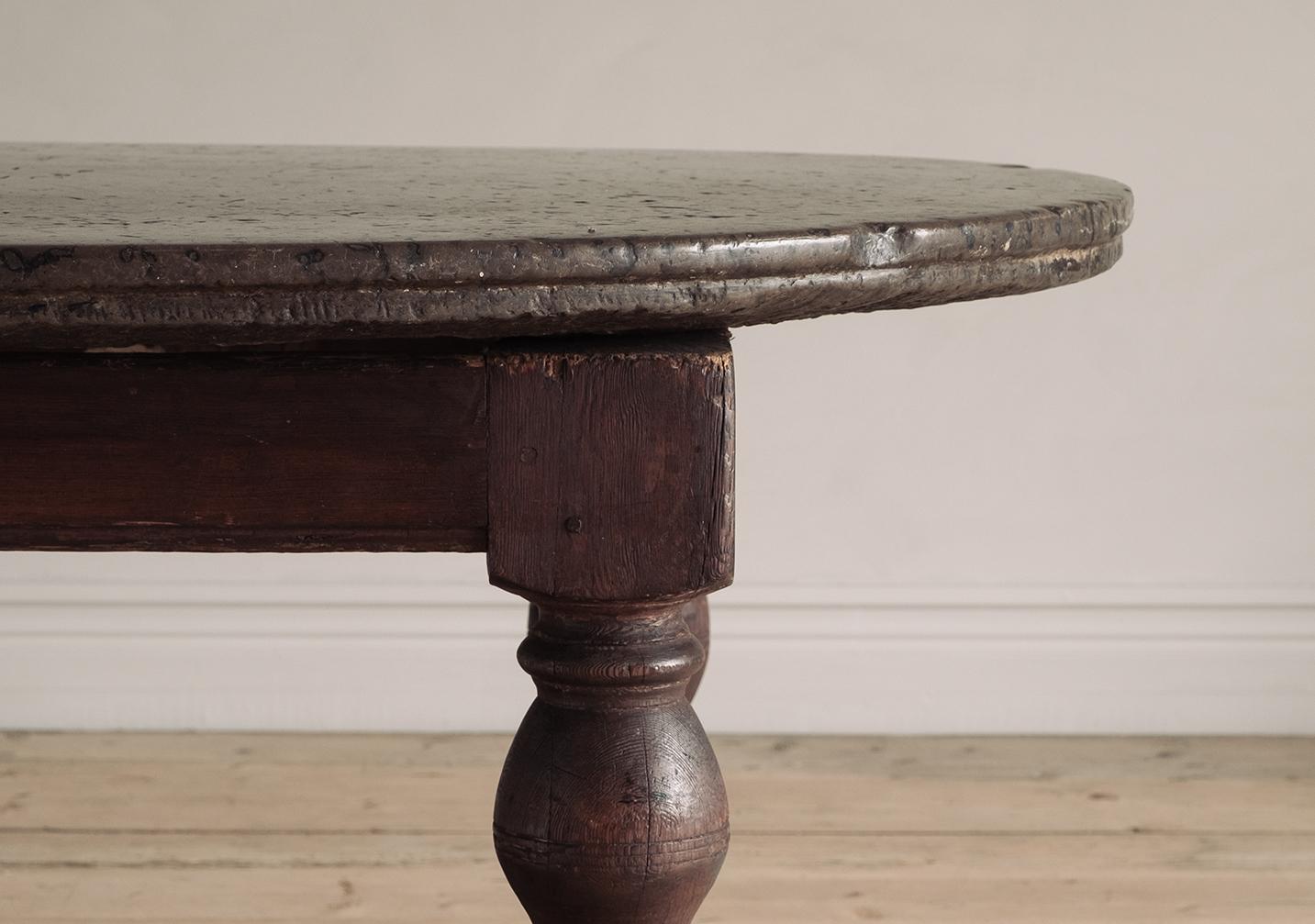 18th Century Swedish Baroque Table In Good Condition In Mjöhult, SE