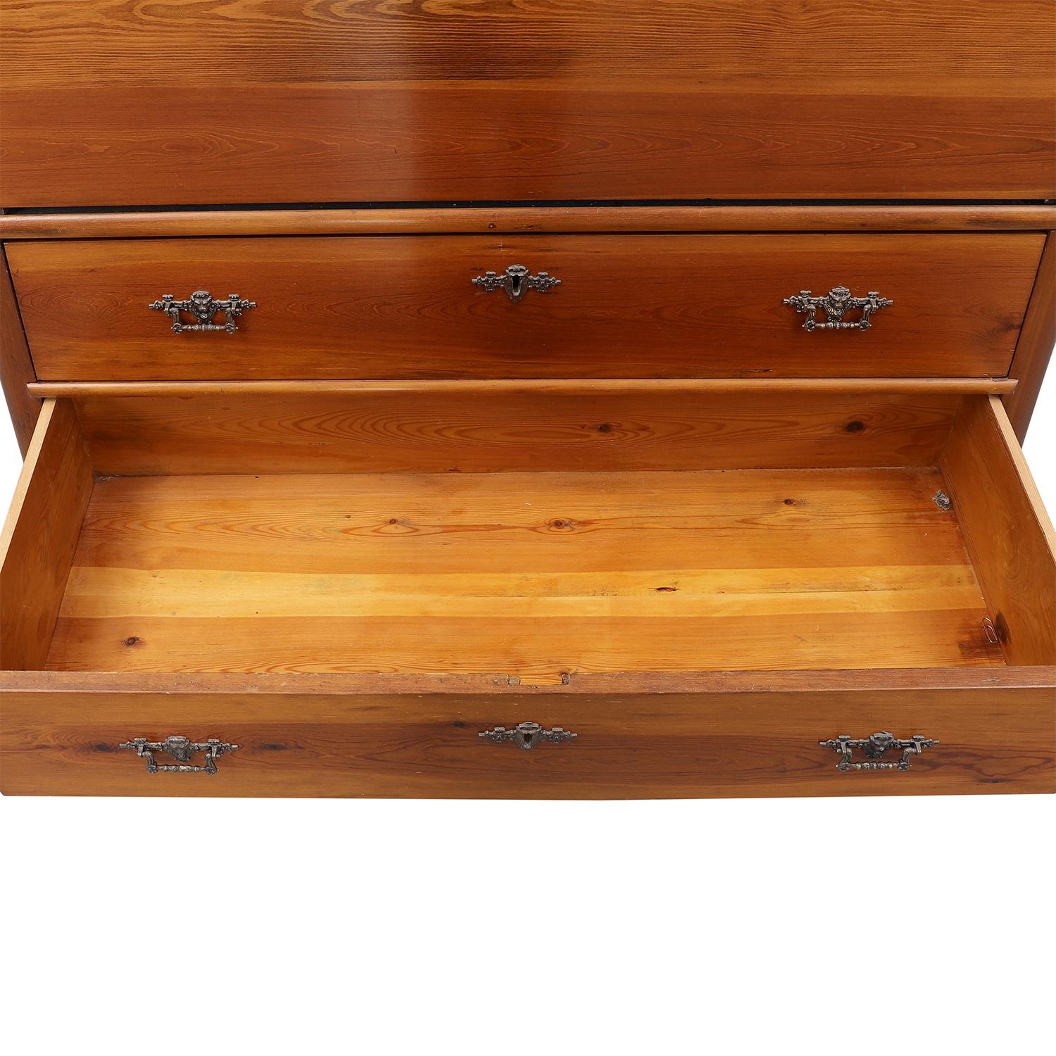 Herrbyrå de madera de haya sueca del siglo XVIII, Chiffonje - Agencia de escritura masculina, Pecho en Bueno estado para la venta en West Palm Beach, FL