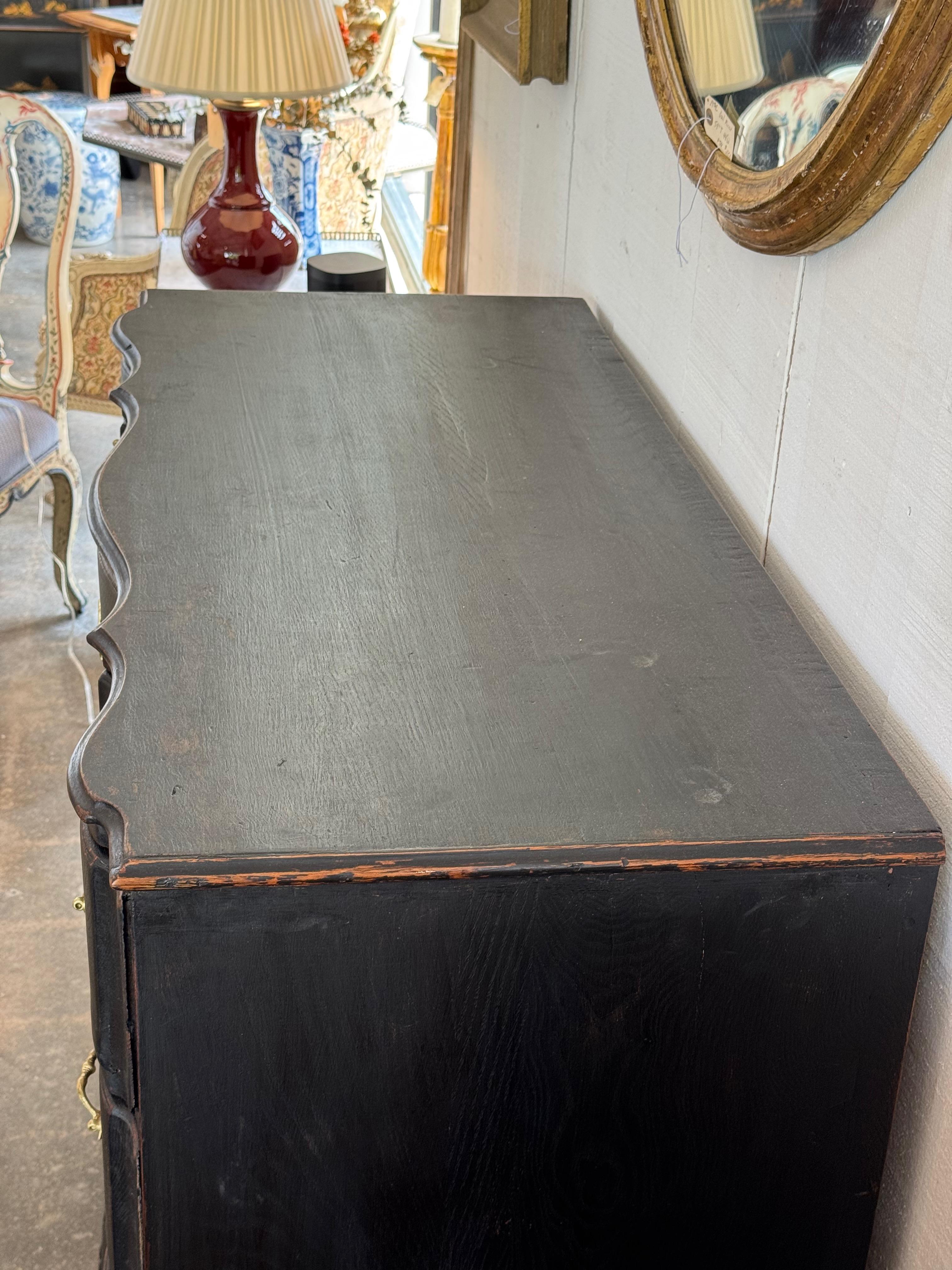 18th Century Swedish Black Painted Chest For Sale 5