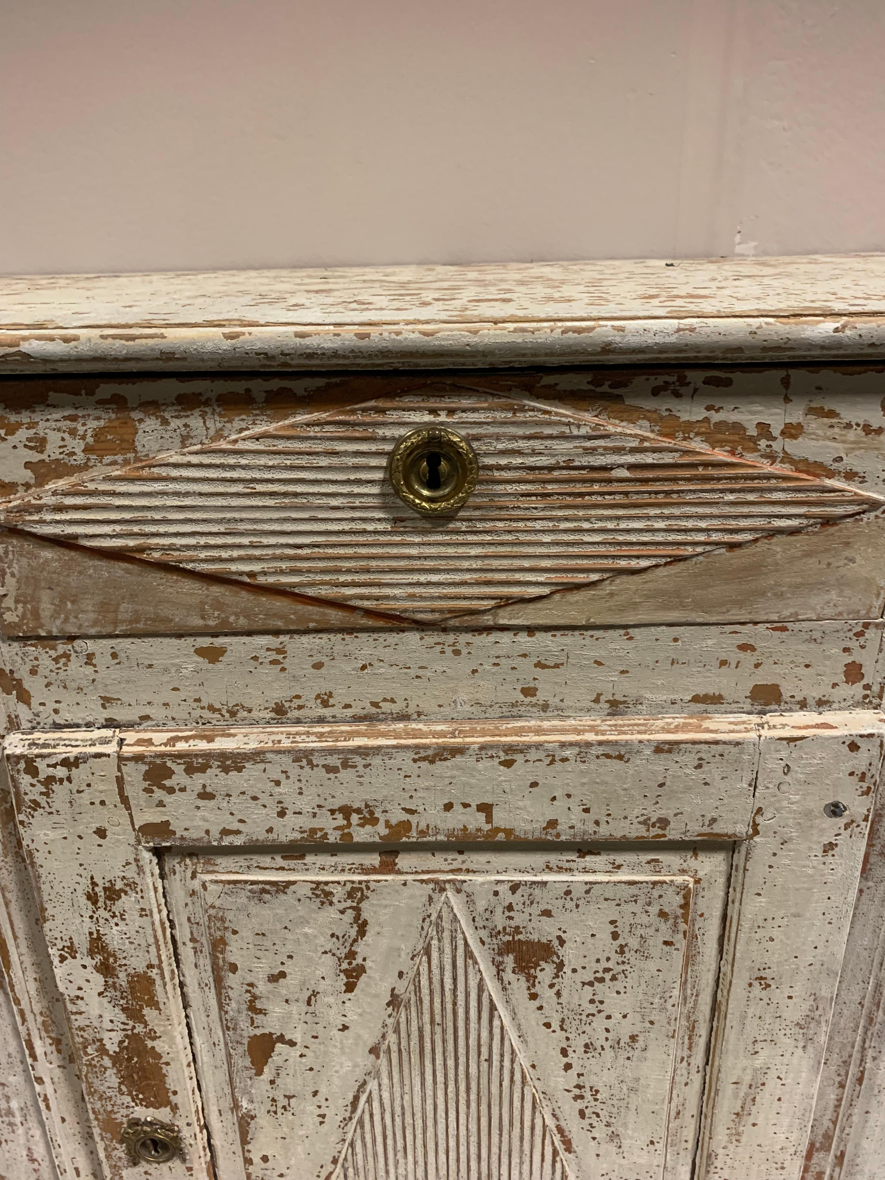 Gustavian 18th Century Swedish Bow Fronted Painted Buffet Pink Interior & Original Keys For Sale