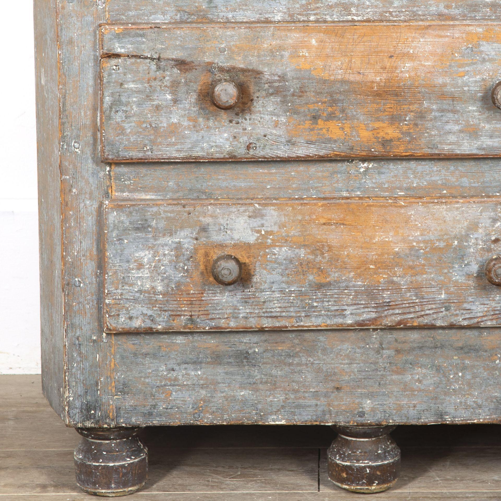 18th Century Swedish Cabinet For Sale 4