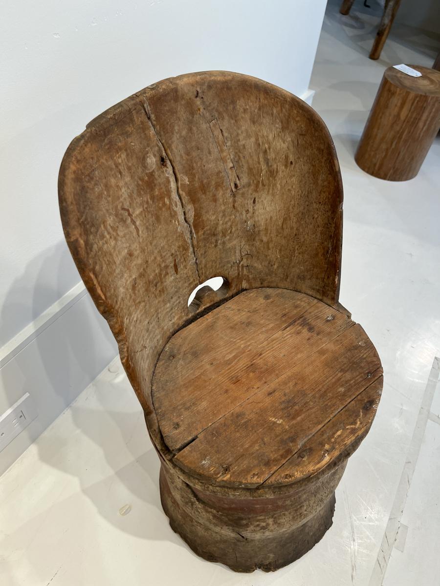 Hand-Carved 18th Century Swedish Child's Tub/Kubbestol Chair For Sale