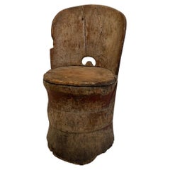 Schwedischer Kindertub/Kubbestol-Stuhl aus dem 18. Jahrhundert