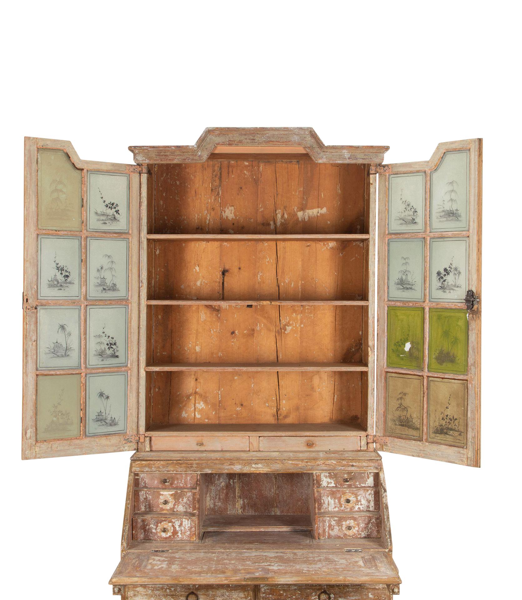 18th Century Swedish Chinoserie Secretary For Sale 1