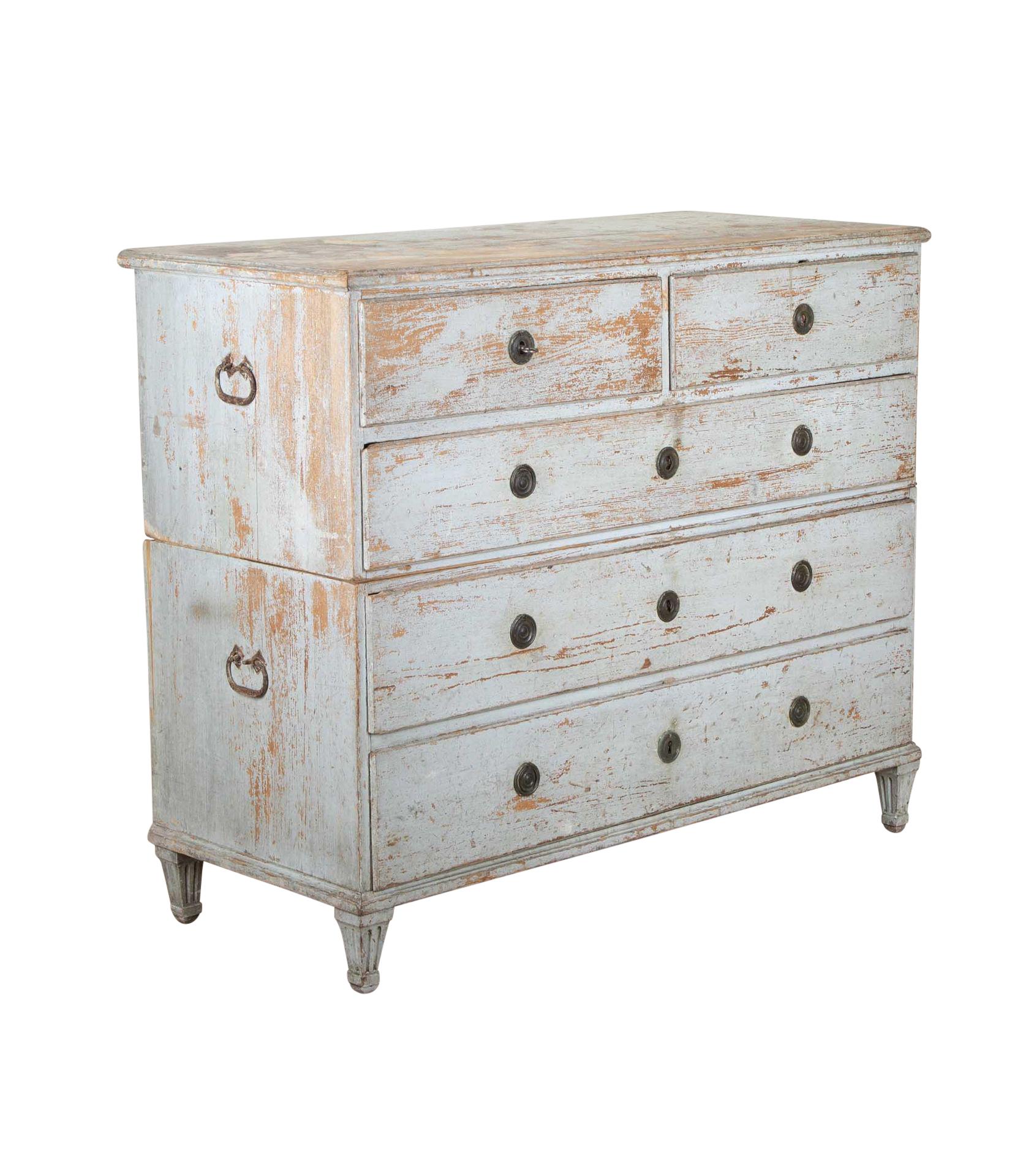 18th Century Swedish Commode For Sale 3