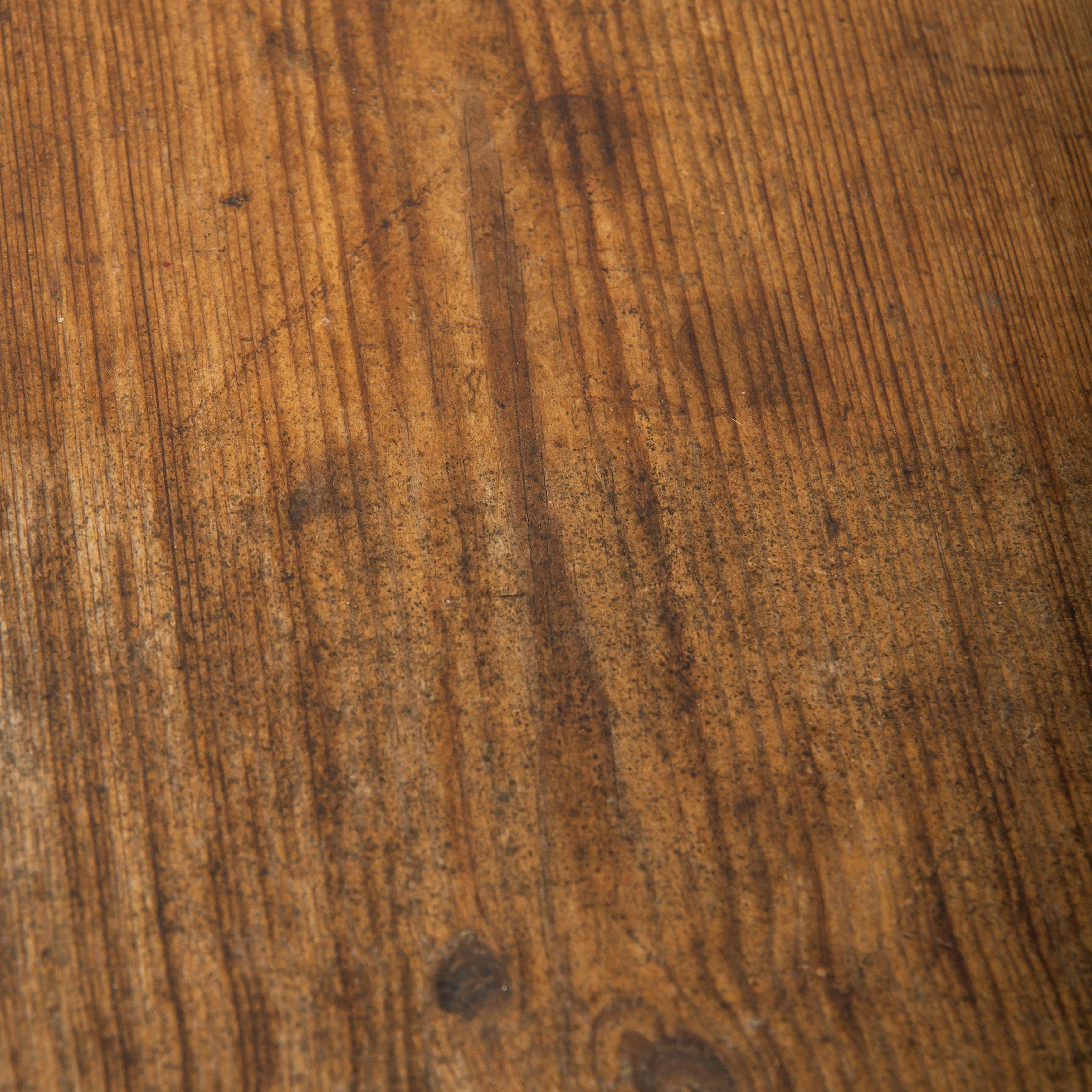 Wood 18th Century Swedish Drop Leaf Table For Sale