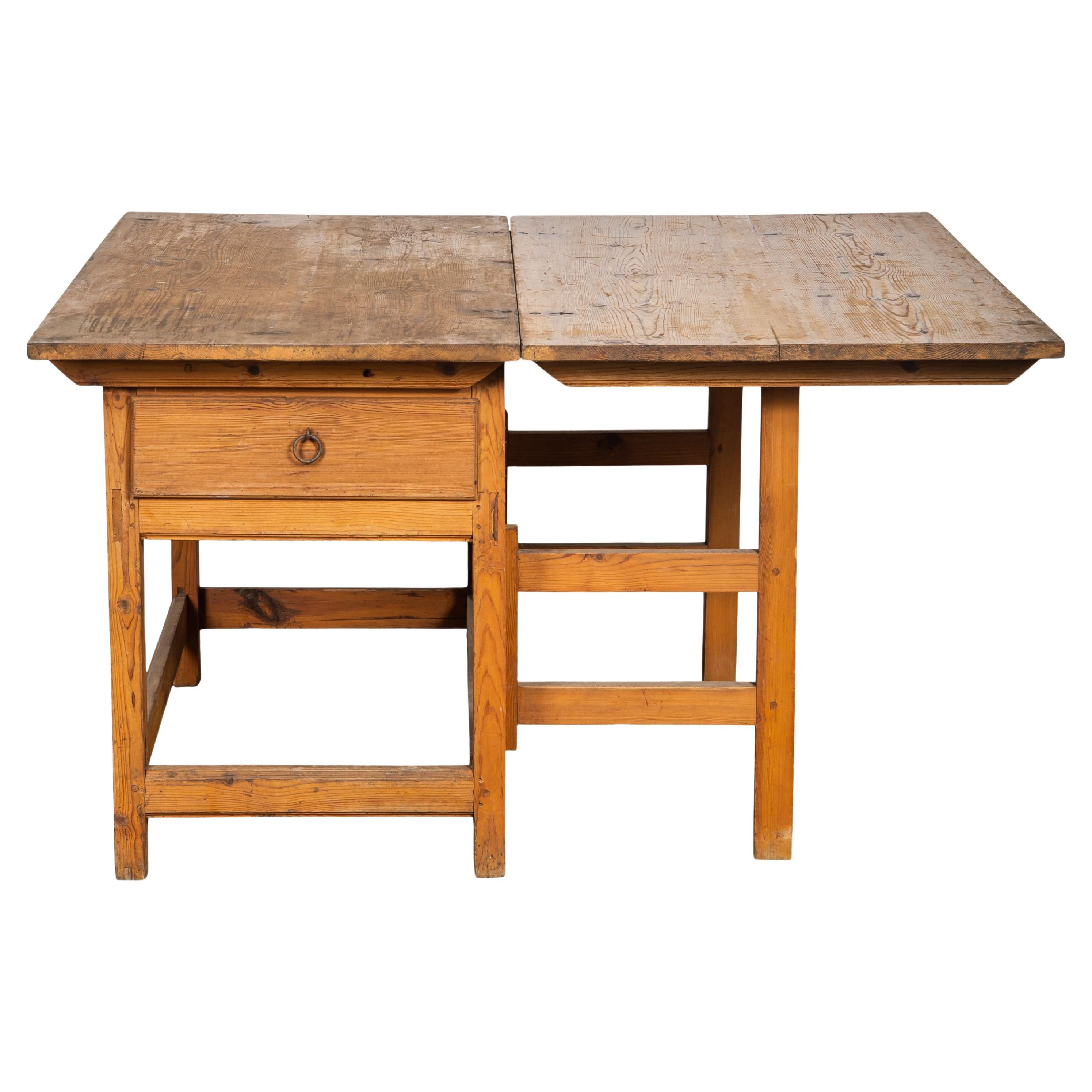 Schwedischer Drop Leaf Tisch aus dem 18.