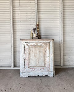 18th Century Swedish Dry-Scraped Gustavian Corner Cupboard