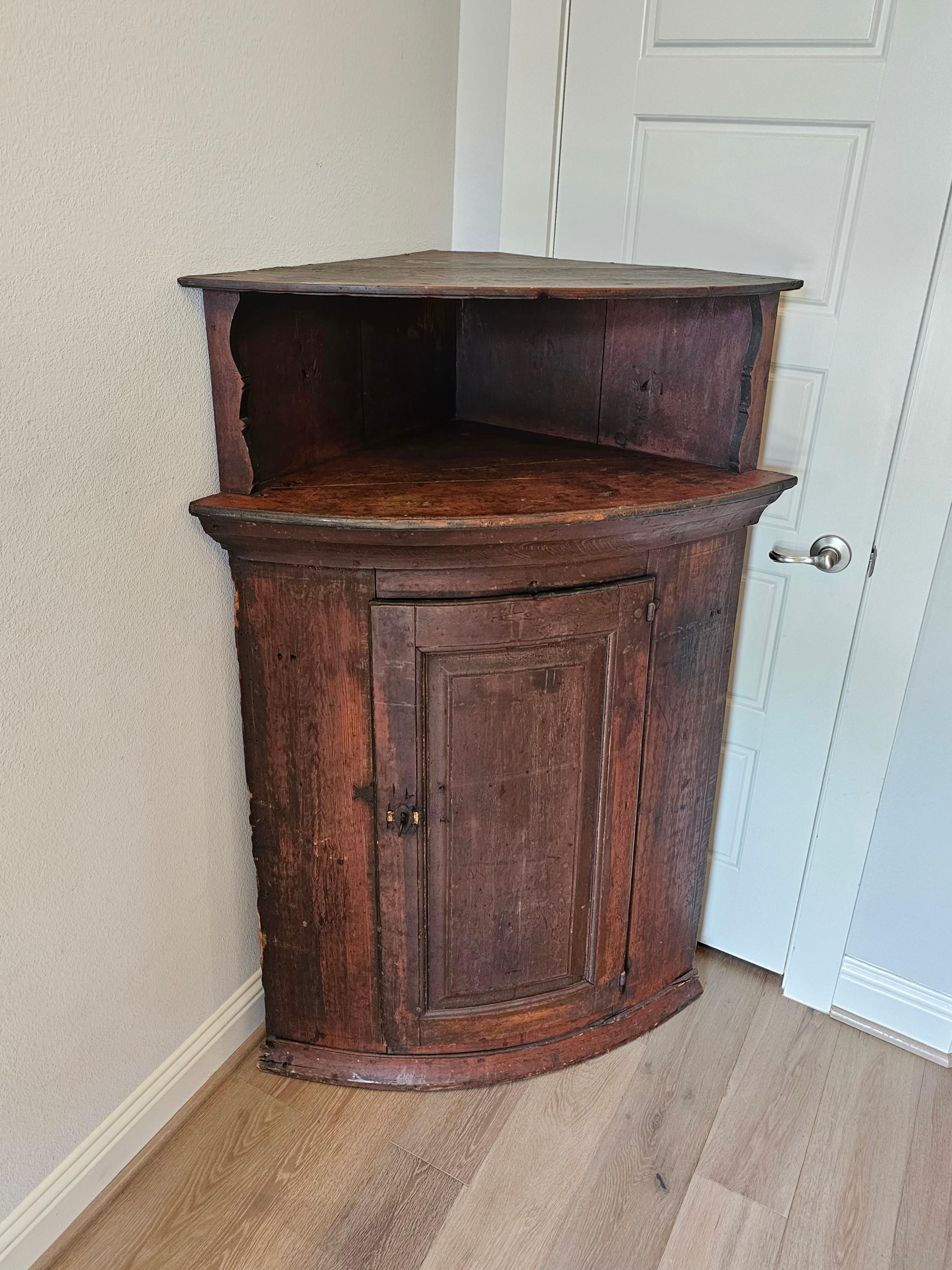 Forged 18th Century Swedish Farmhouse Painted Pine Corner Cabinet  For Sale