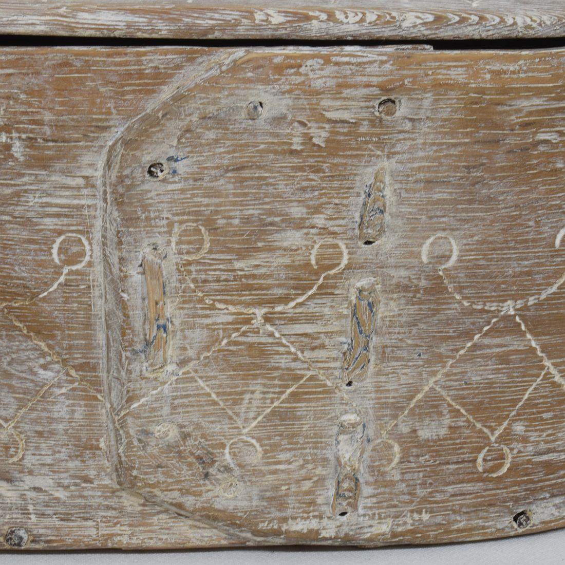 18th Century Swedish Folk Art Bentwood Box 8