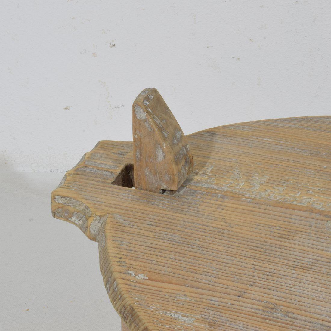 Boîte d'art populaire suédois du 18ème siècle en bois courbé en vente 7