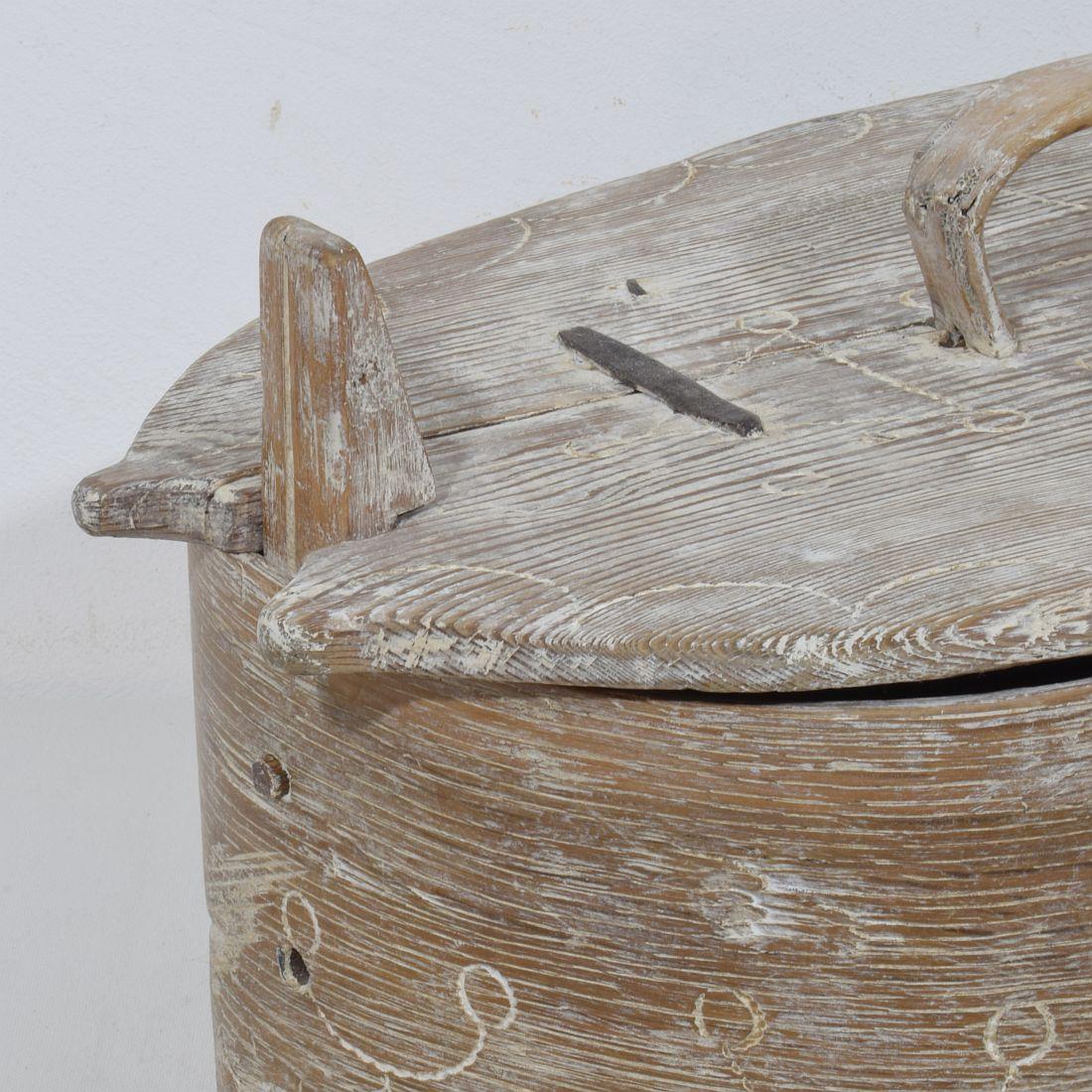18th Century Swedish Folk Art Bentwood Box 9