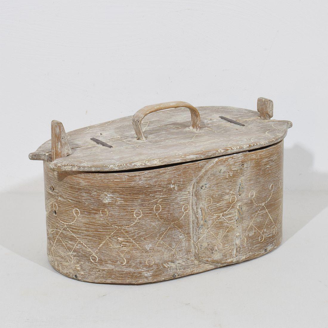 Rustic 18th Century Swedish Folk Art Bentwood Box
