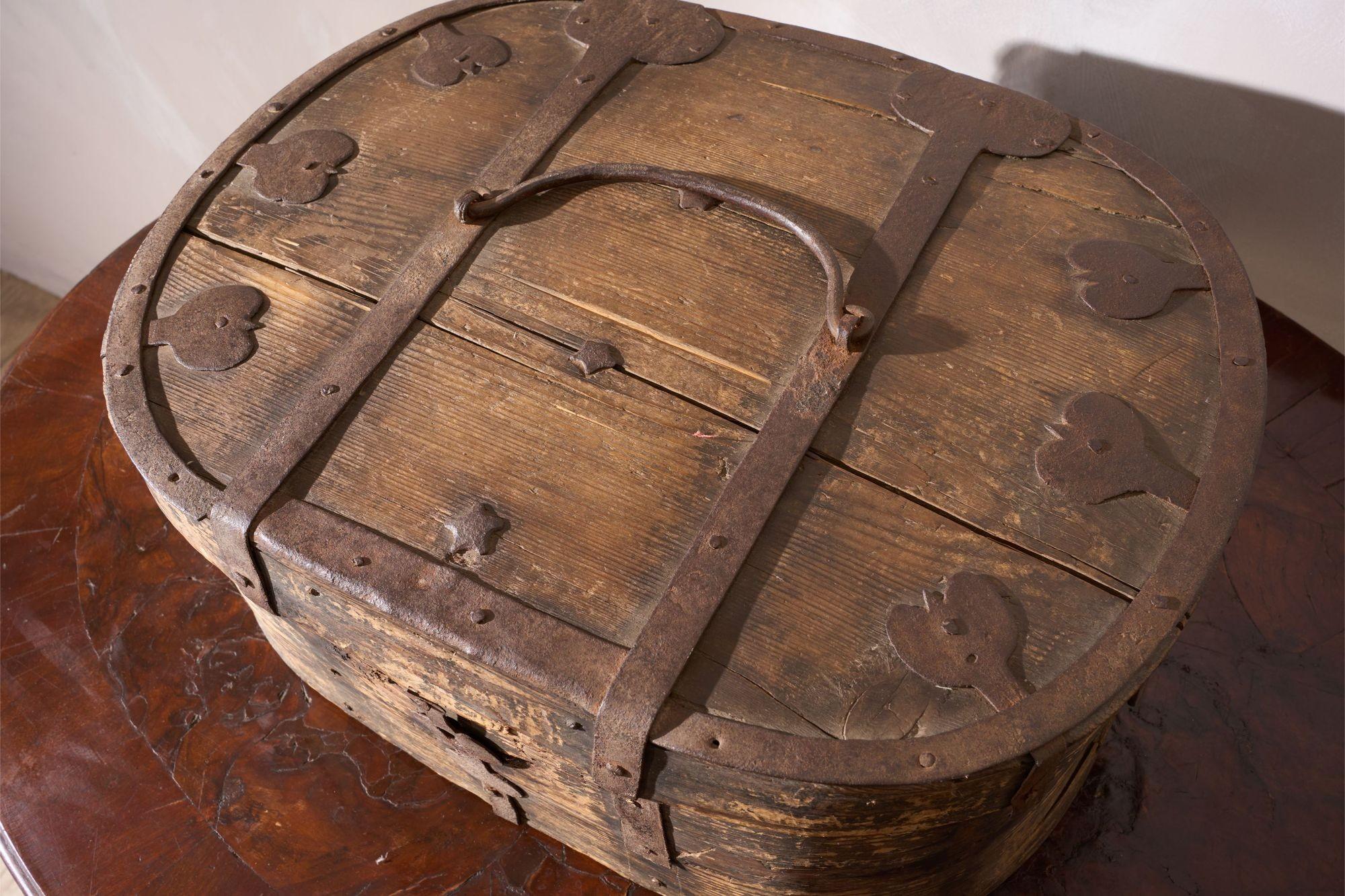 18th Century and Earlier 18th century Swedish folk art marriage box- Star
