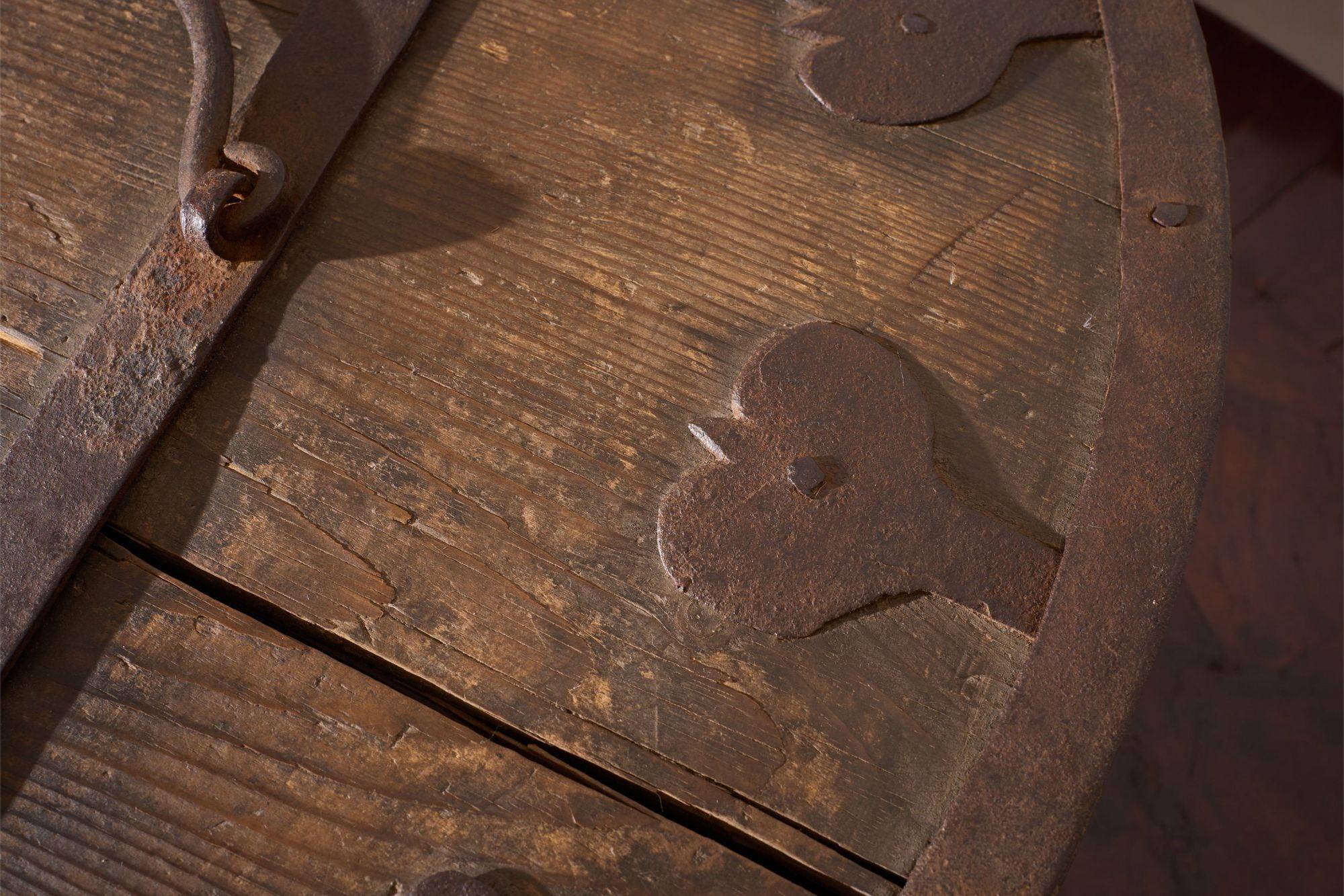 18th century Swedish folk art marriage box- Star 1