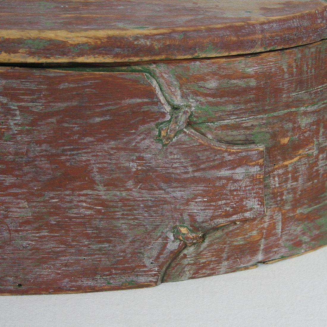 18th Century Swedish Folk Art Painted Bentwood Box 6