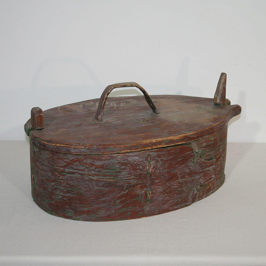 Hand-Crafted 18th Century Swedish Folk Art Painted Bentwood Box