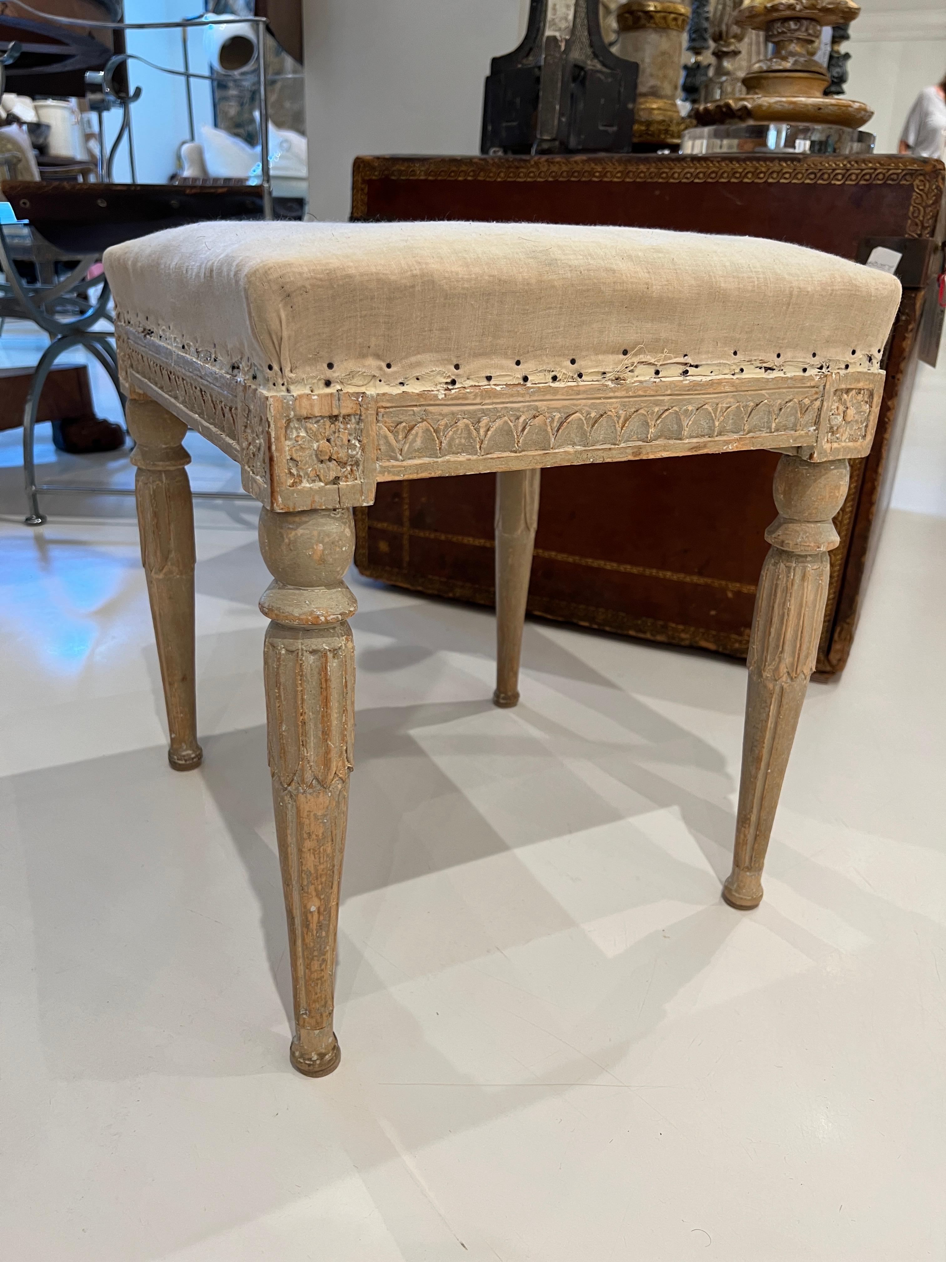 18th Century Swedish Foot Stool In Fair Condition In New Orleans, LA