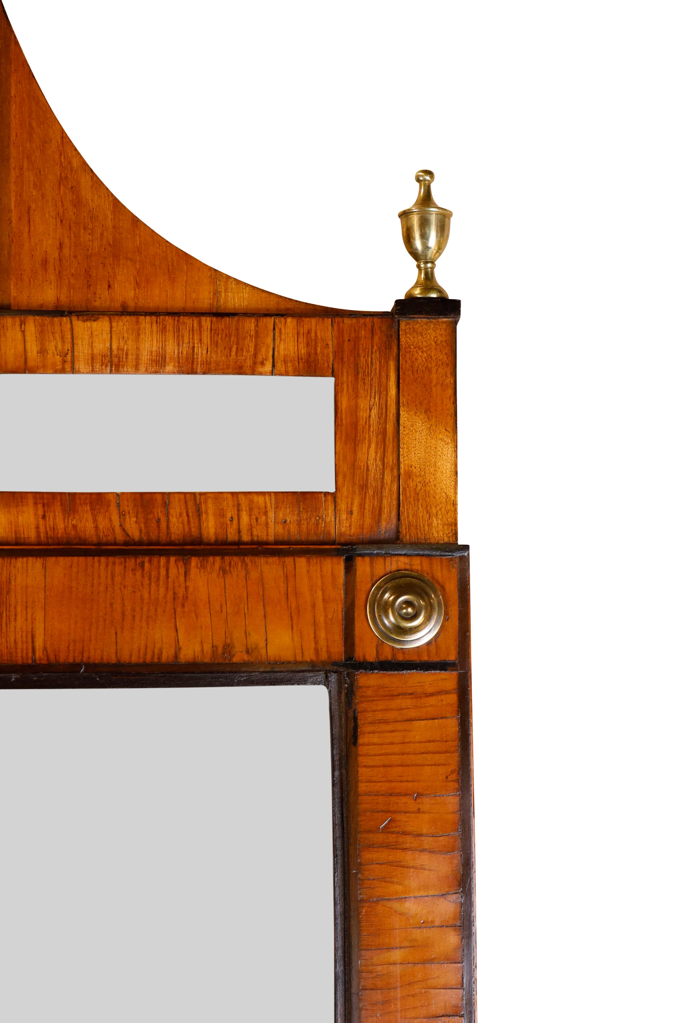 Specchio svedese in legno di frutta del XVIII secolo in vendita 1
